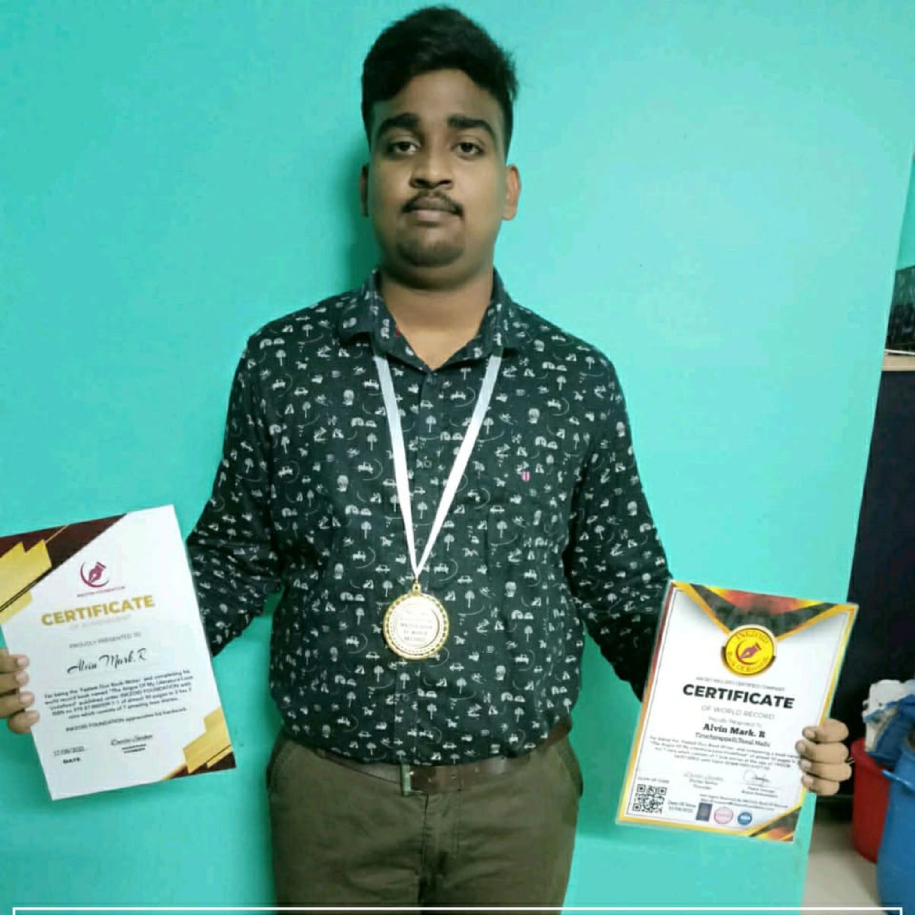 ALVIN MARK FROM TIRUCHIRAPPALLI, TAMILNADU MADE A WORLD RECORD BY WRITING A DUO BOOK. episode artwork