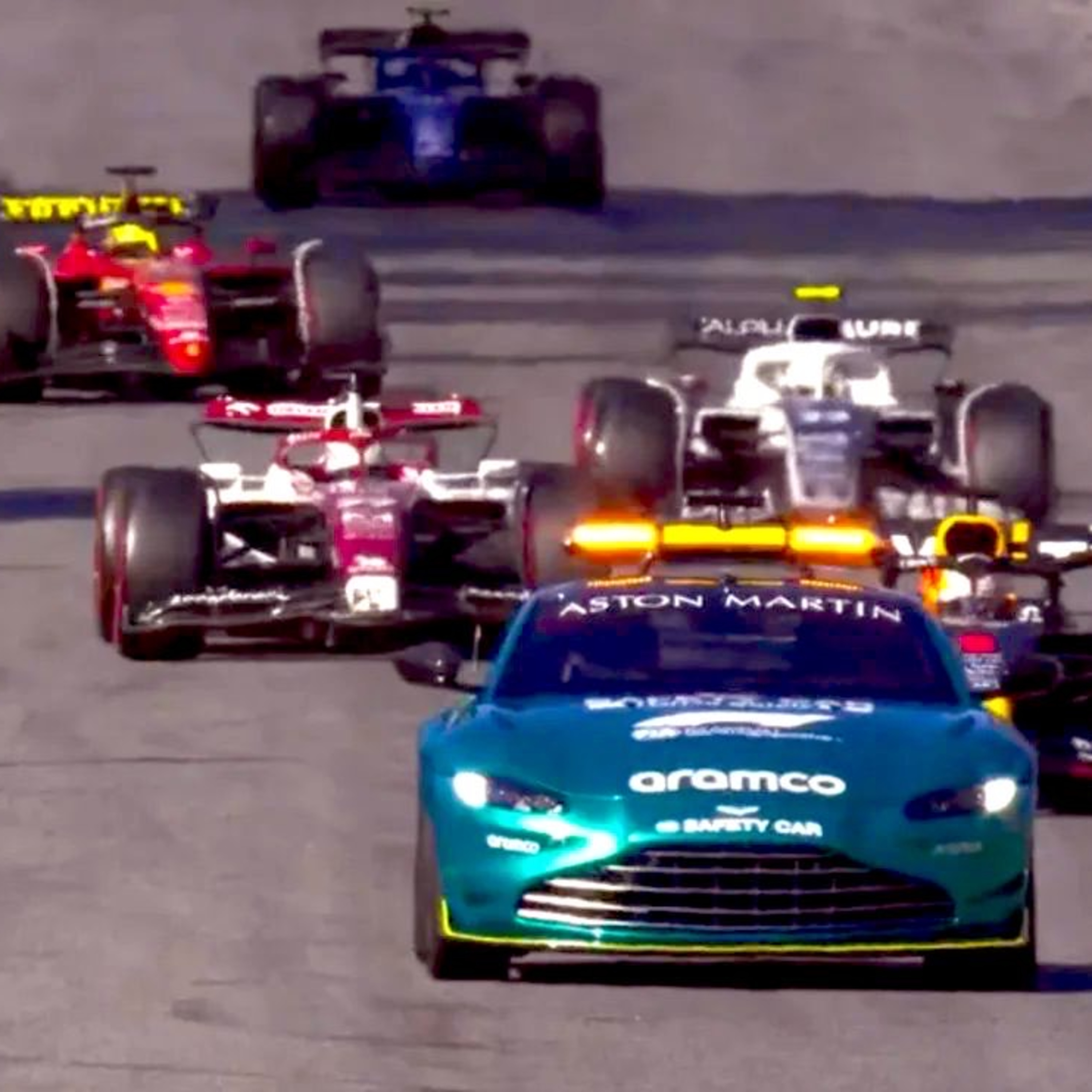 Ukradol Safety car Leclercovi víťazstvo? Hrdina Nyck de Vries a 4 kauzy, ktoré musí FIA urgentne vyriešiť | EisKing DEBRIEFING 16/22 episode artwork