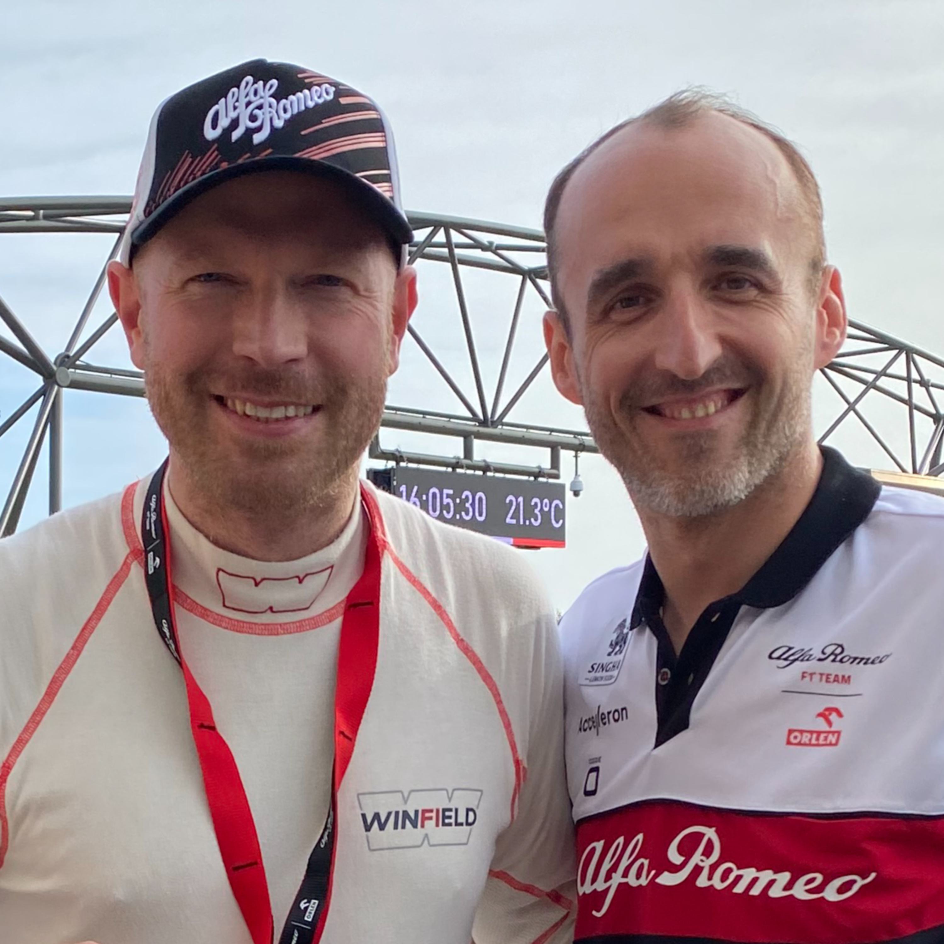 Robert Kubica exkluzívne: Ktorých pilotov by som chcel mať v tíme? | EisKing VIP (anglicky) episode artwork