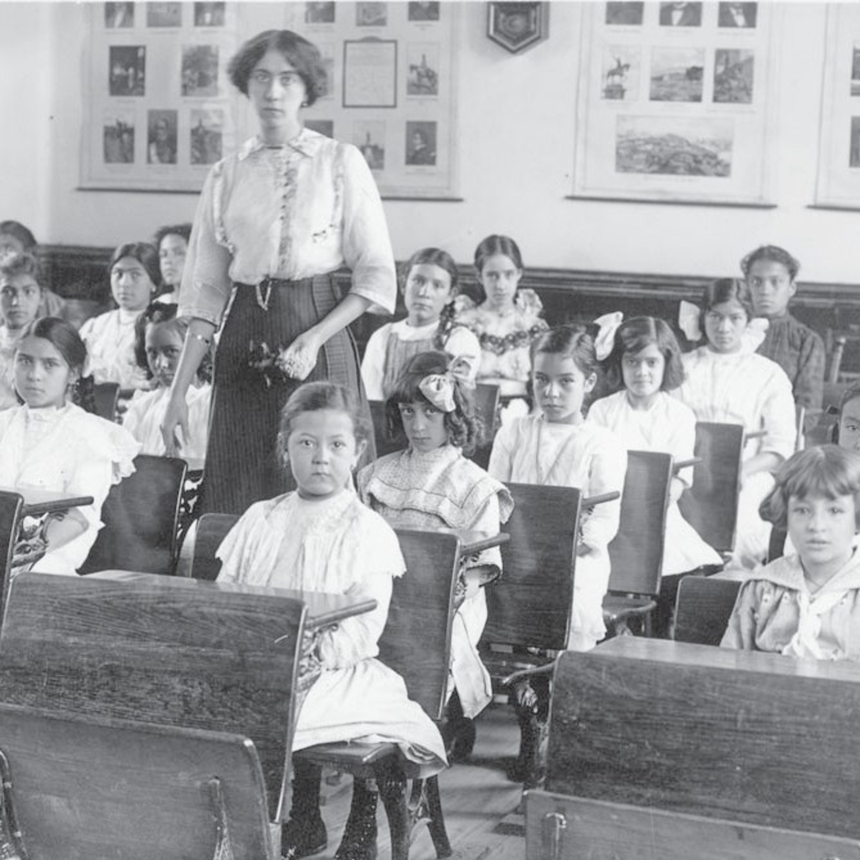 Proyectos educativos de los gobiernos posrevolucionarios 1917-2011 episode artwork