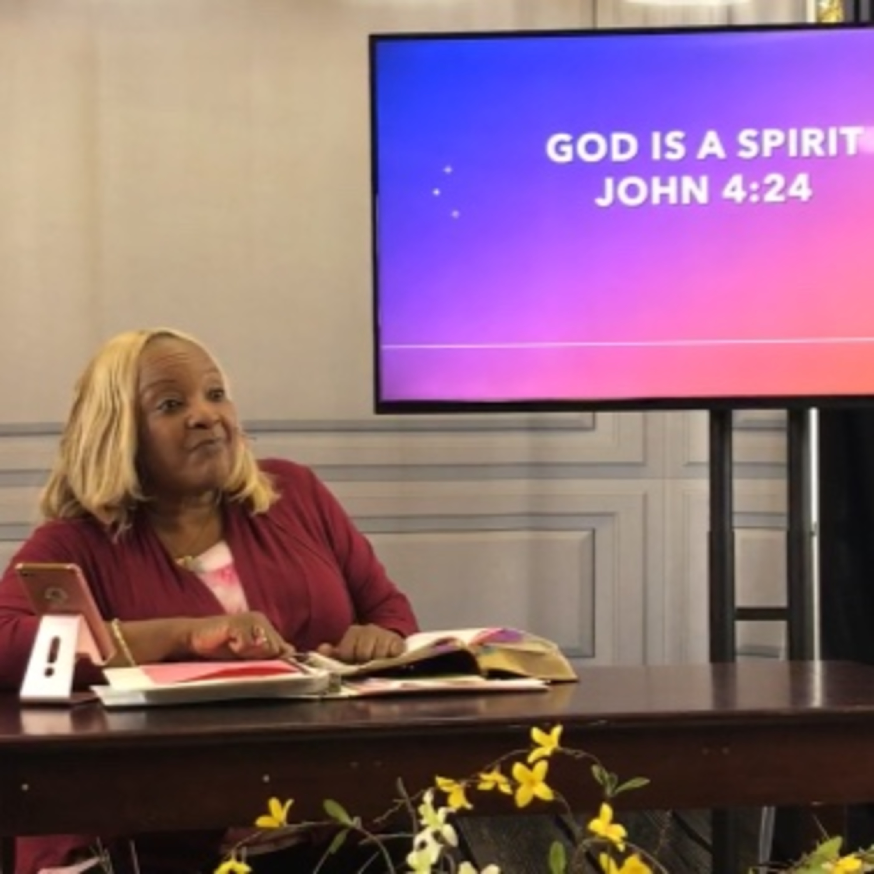 "I AM A SPIRIT" KINGDOM CONVERSATIONS SUPERNATURAL & PROPHETIC ENCOUNTERS WITH THE WORD OF GOD - Hosted by Pastor Lonzine Lee episode artwork