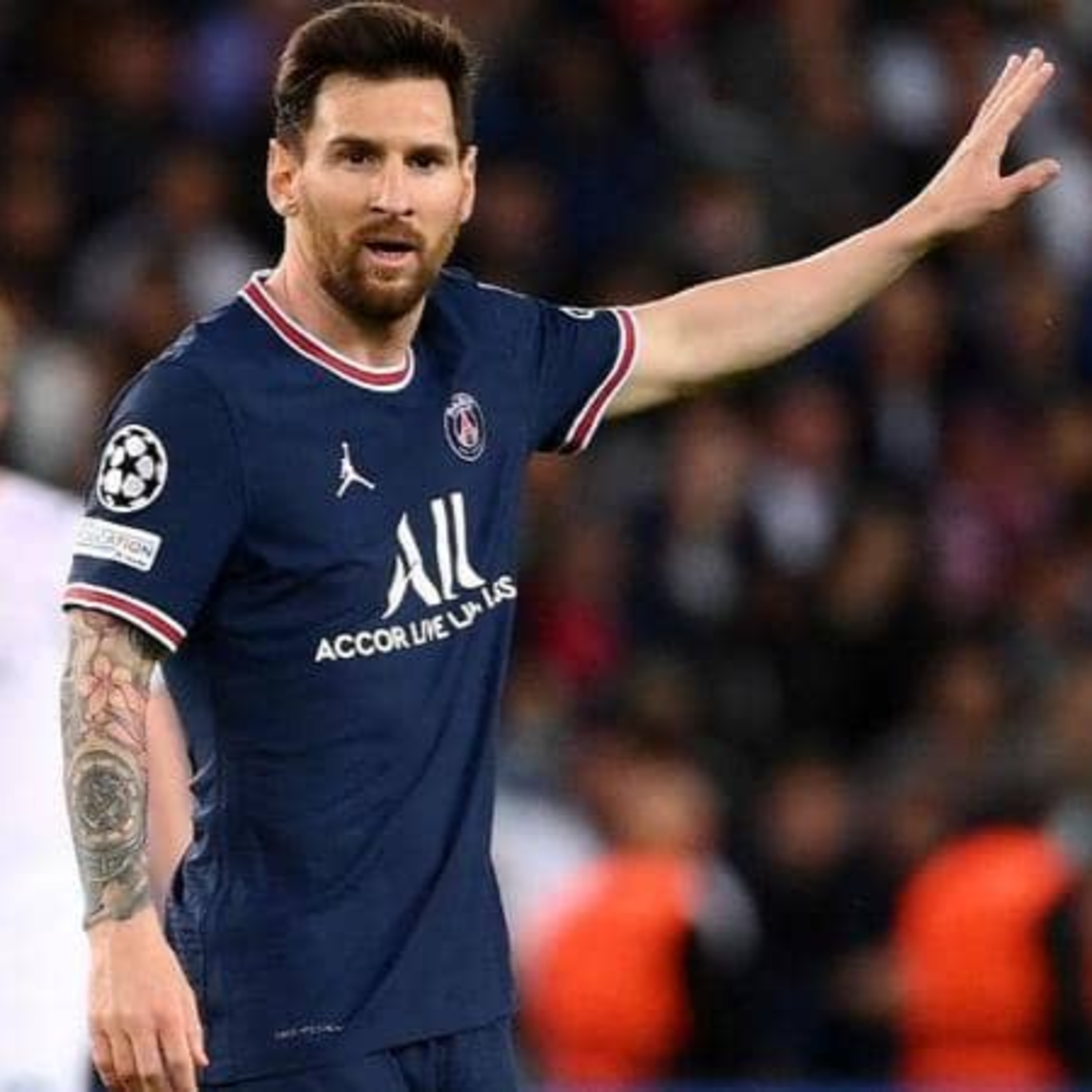 الرد على برشلونة قوي بدون ميسي و ميسي في سياحة في باريس عكس الارجنتين