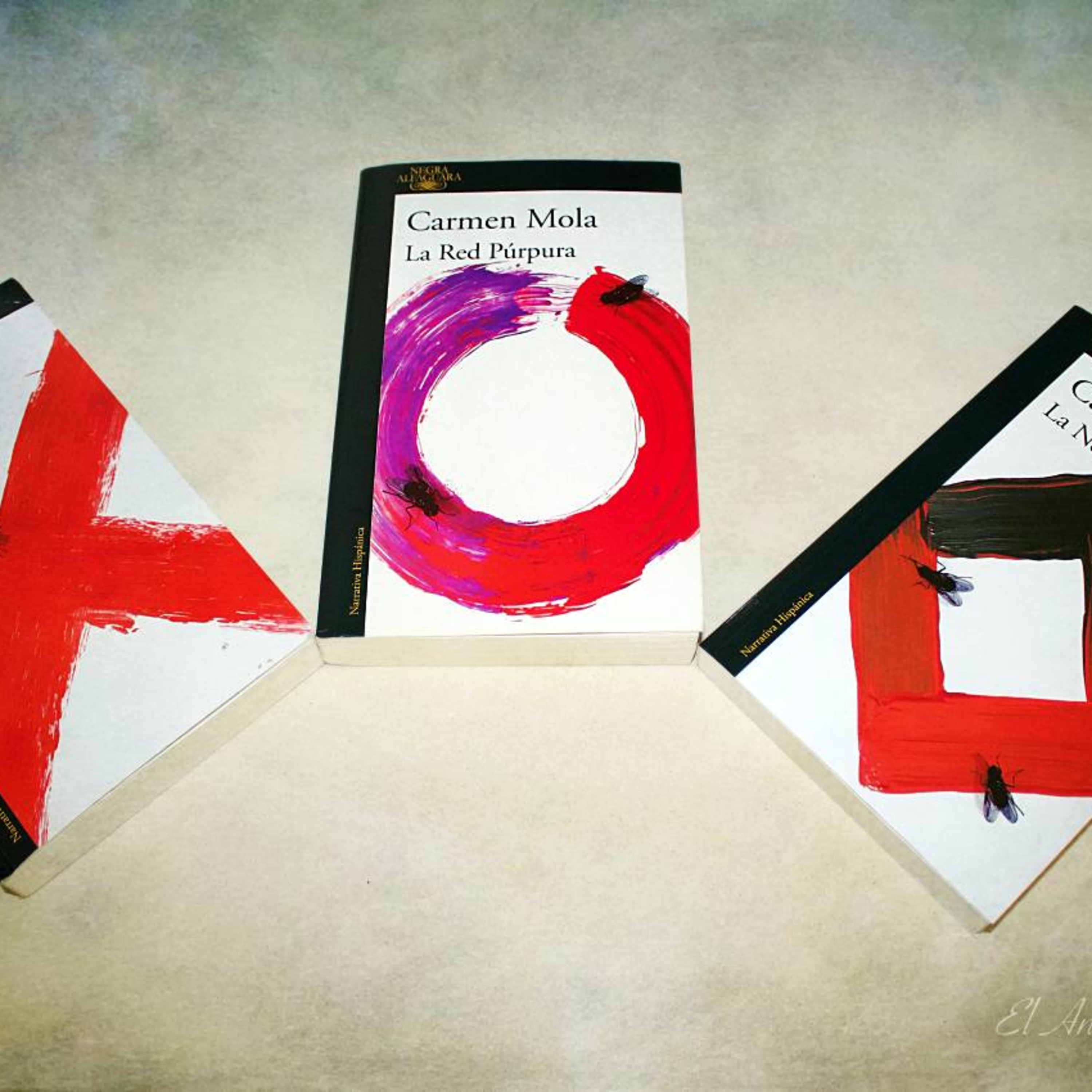 Trilogía de Carmen Mola en Libros Divertidos con Salvador Rodrigo episode artwork