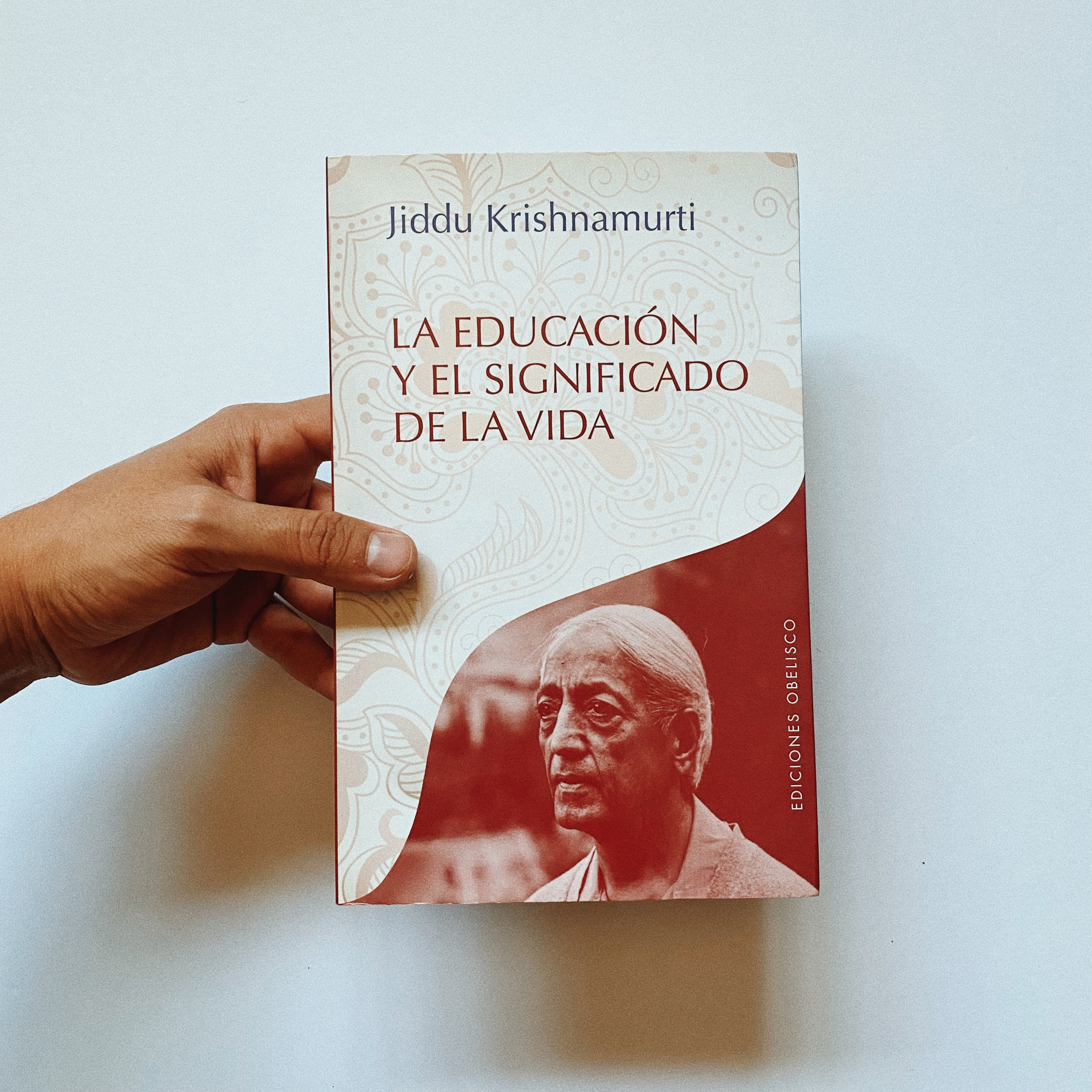 002 La educación y el significado de la vida - Jiddu Krishnamurti | Resumen de libro episode artwork