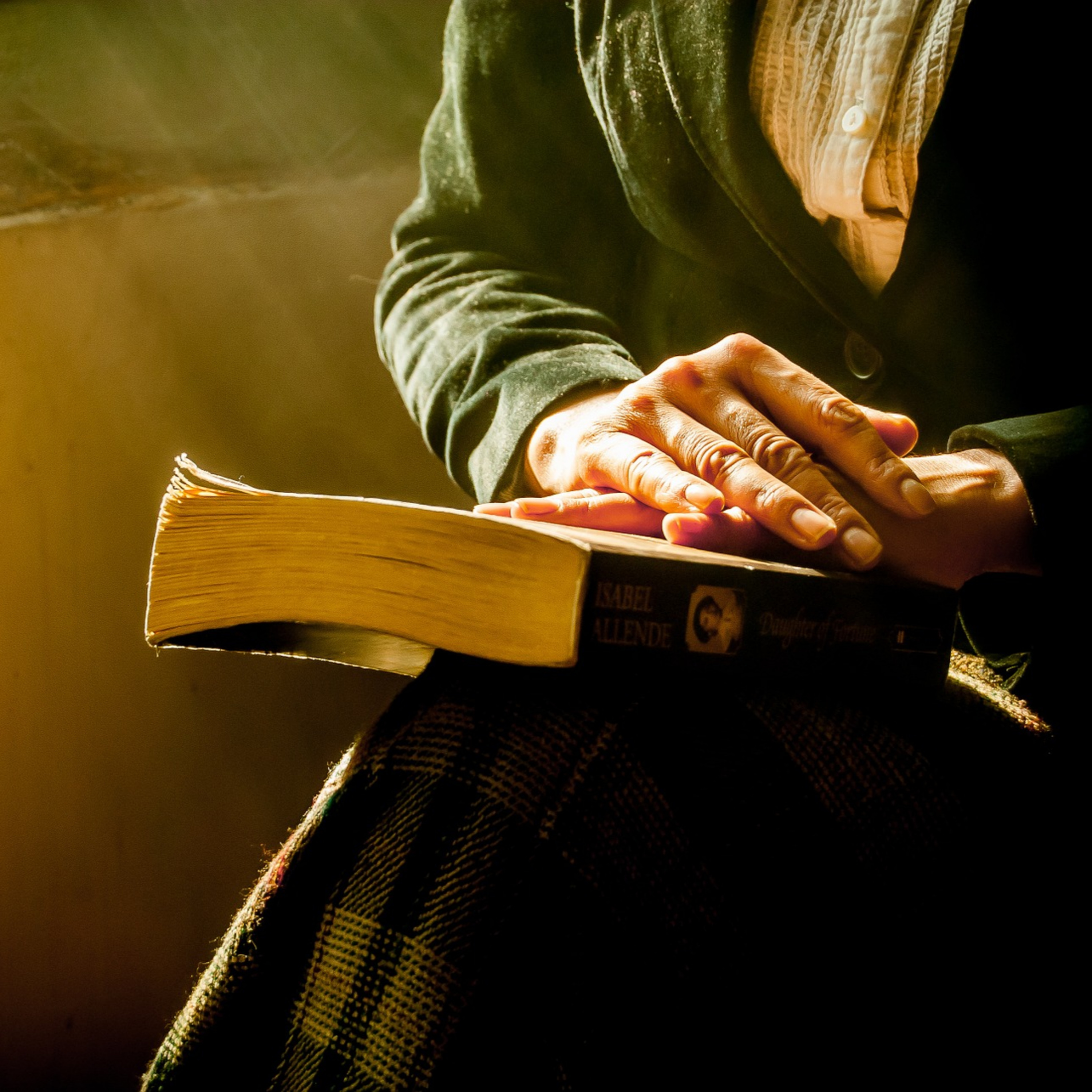 The Book of Haggai ~ King James Bible Reading  episode artwork