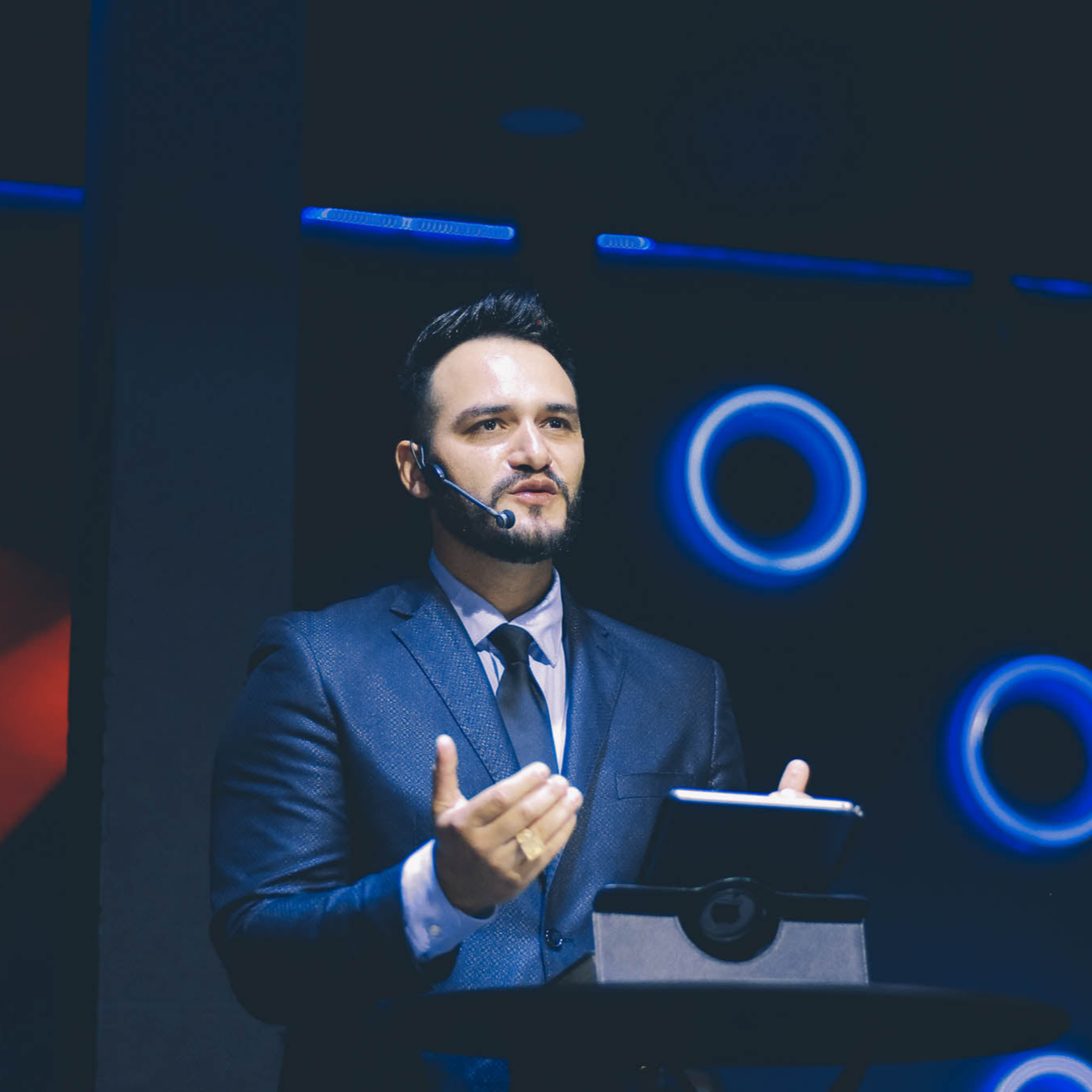 Bispo Diego Souza