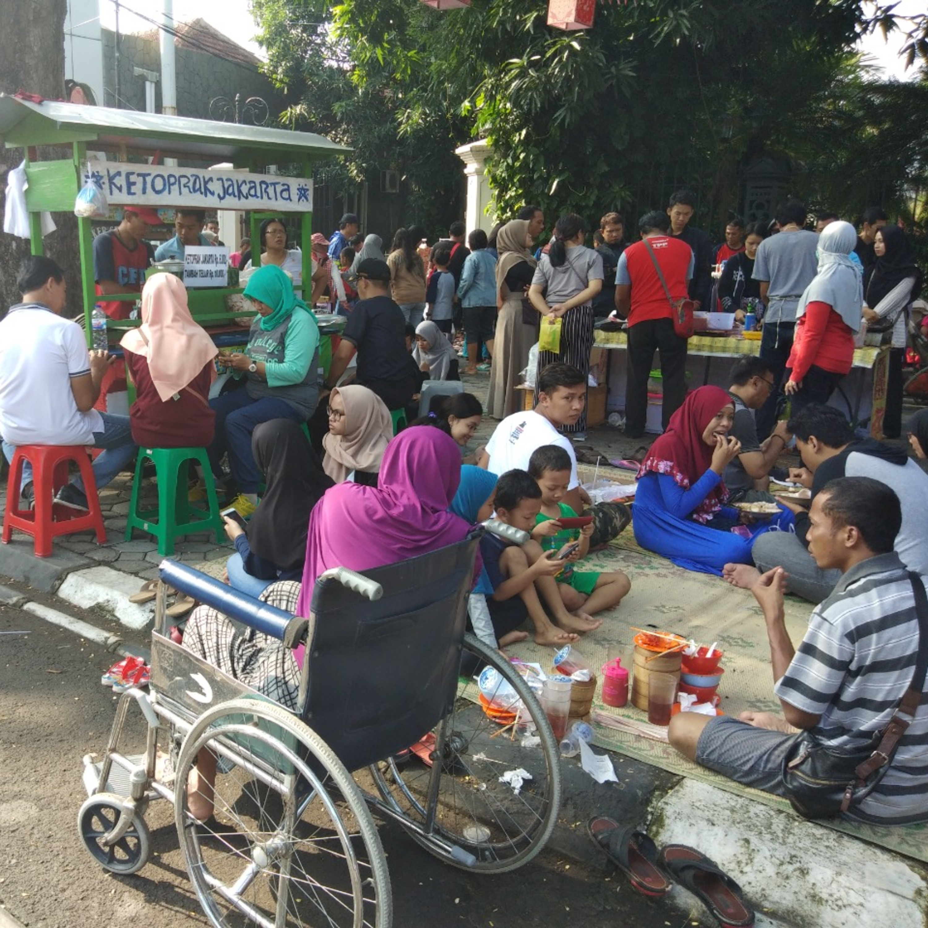 Sepiring Berdua