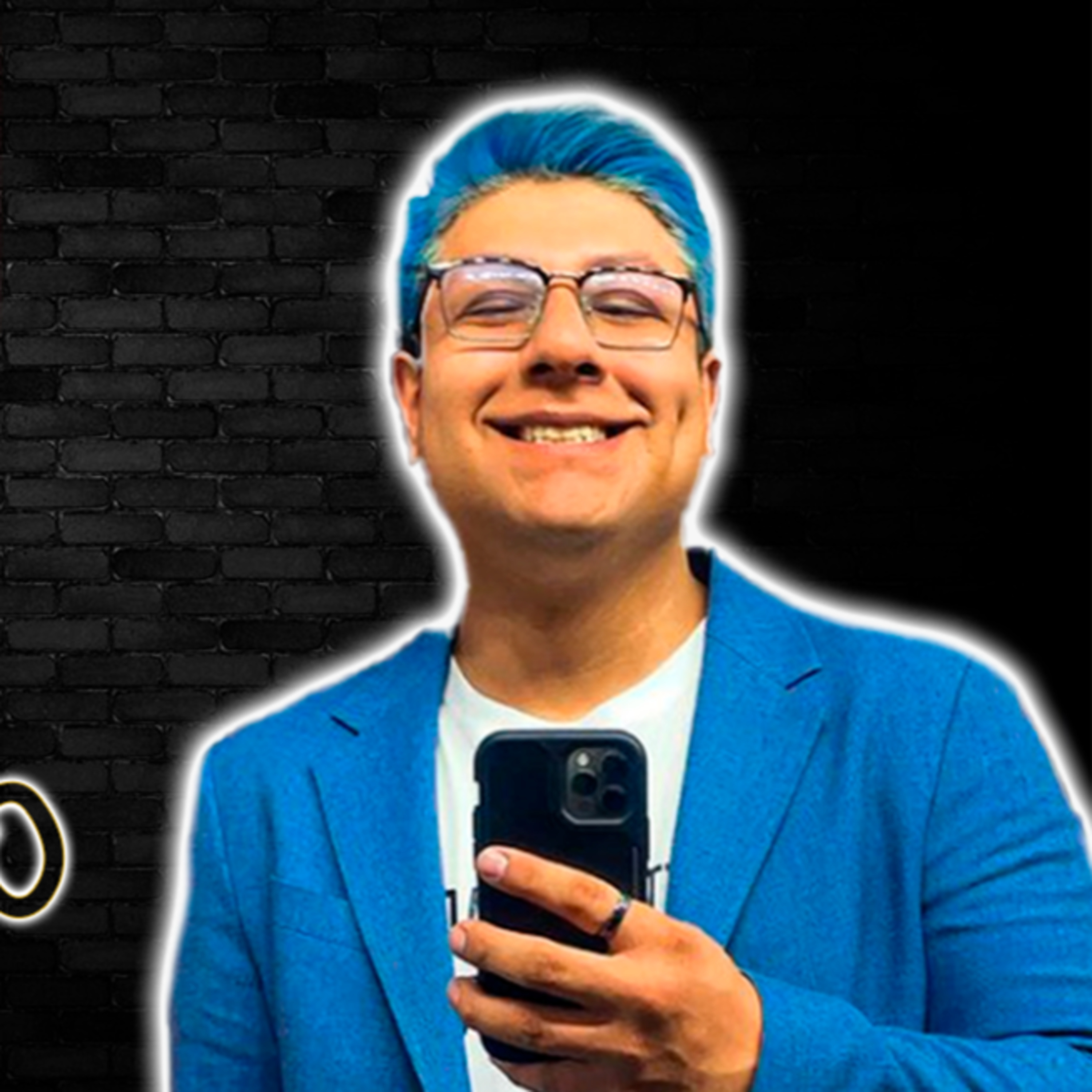 Está De Más