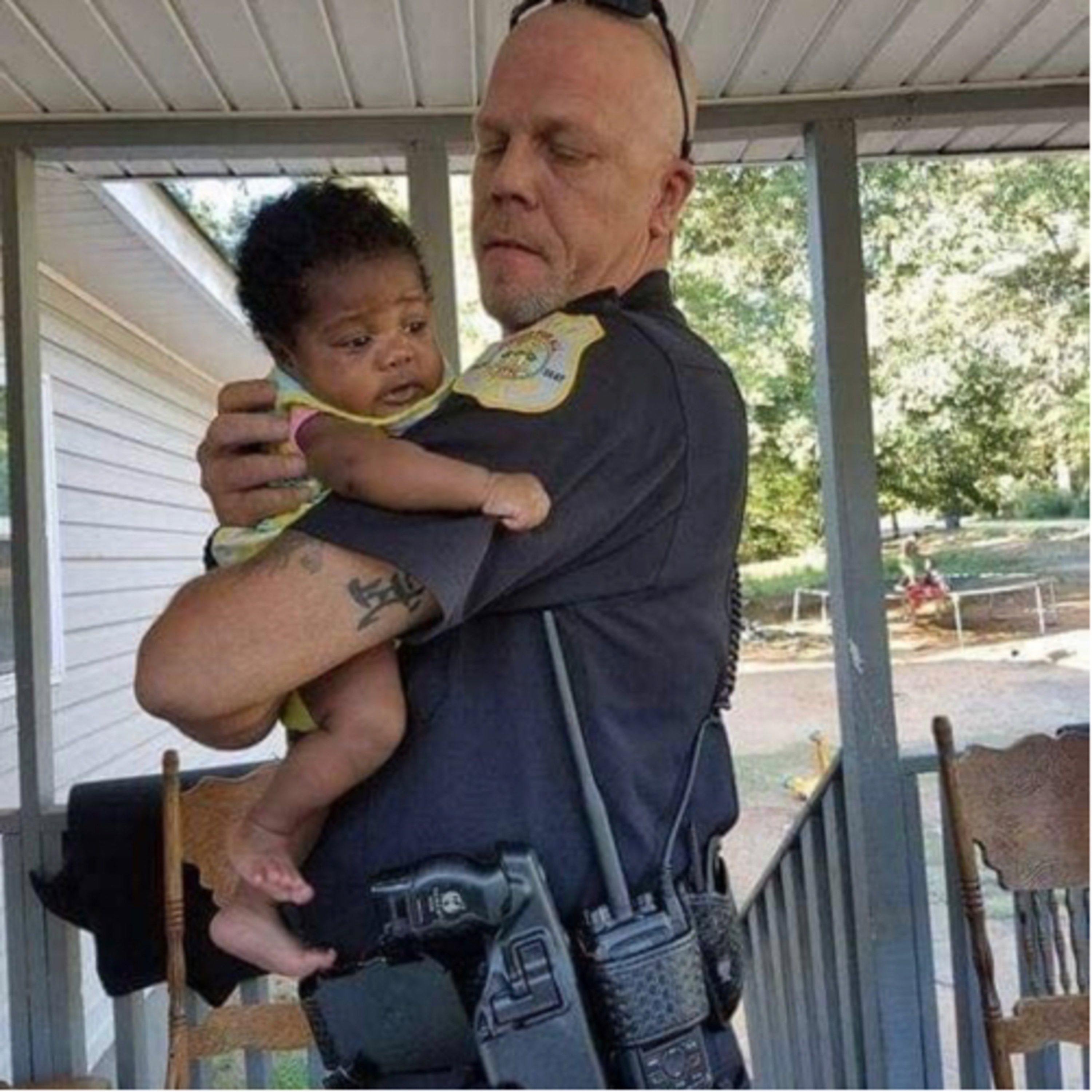 Heroic Police Officer Saves Child From Choking episode artwork