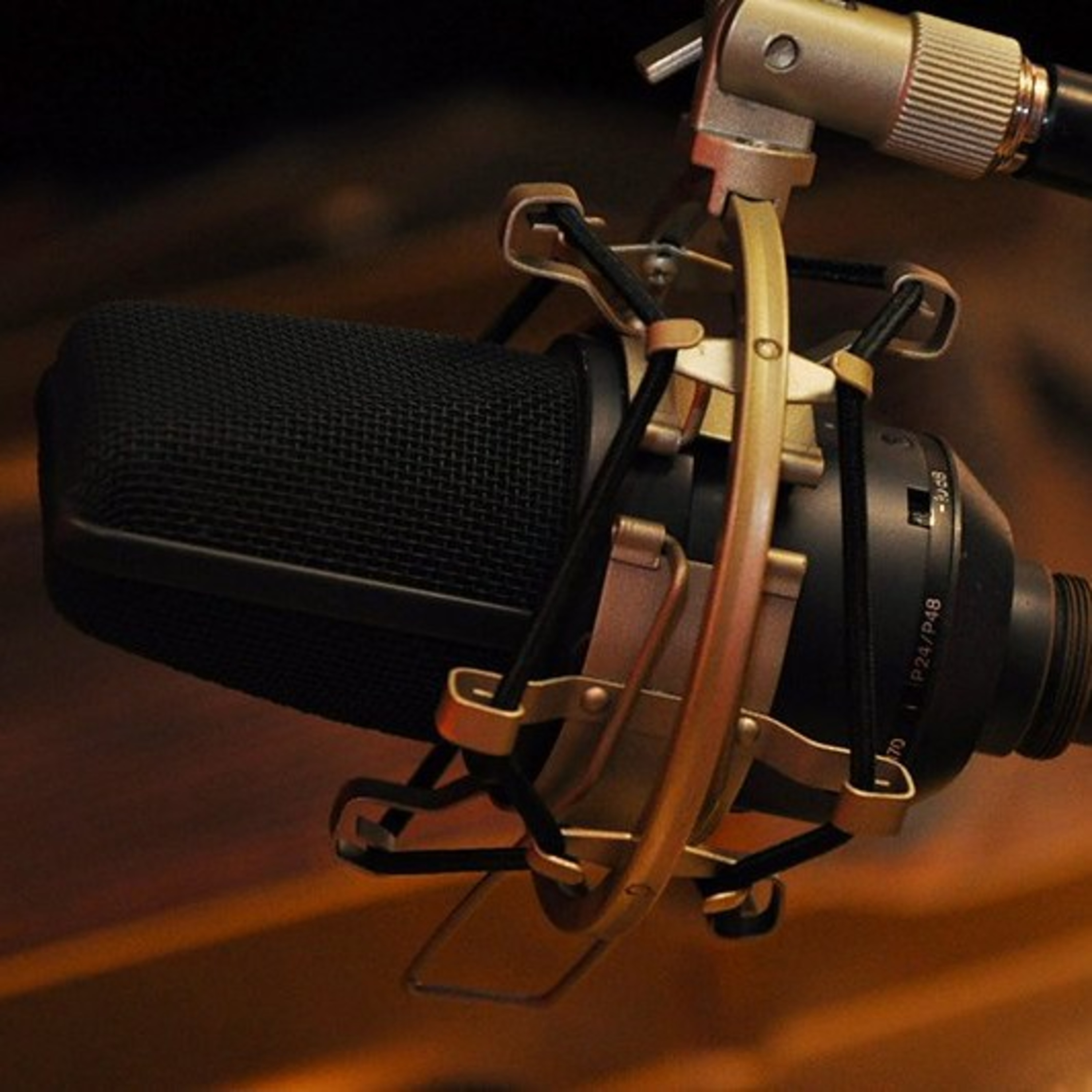 کاور پادکست 🎙