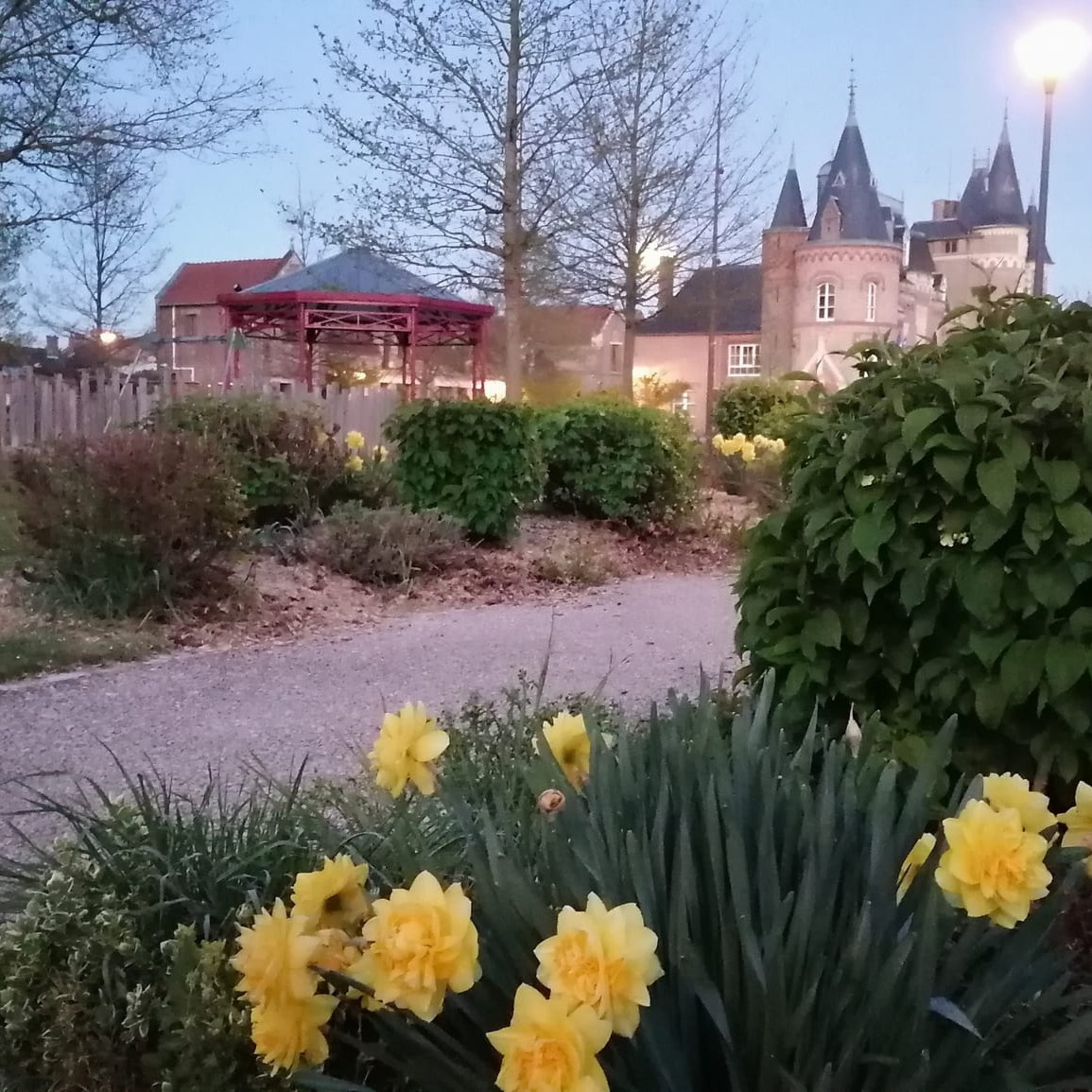 #84 extraits du Printemps des poètes 2022 sur le thème de l Éphémère  episode artwork