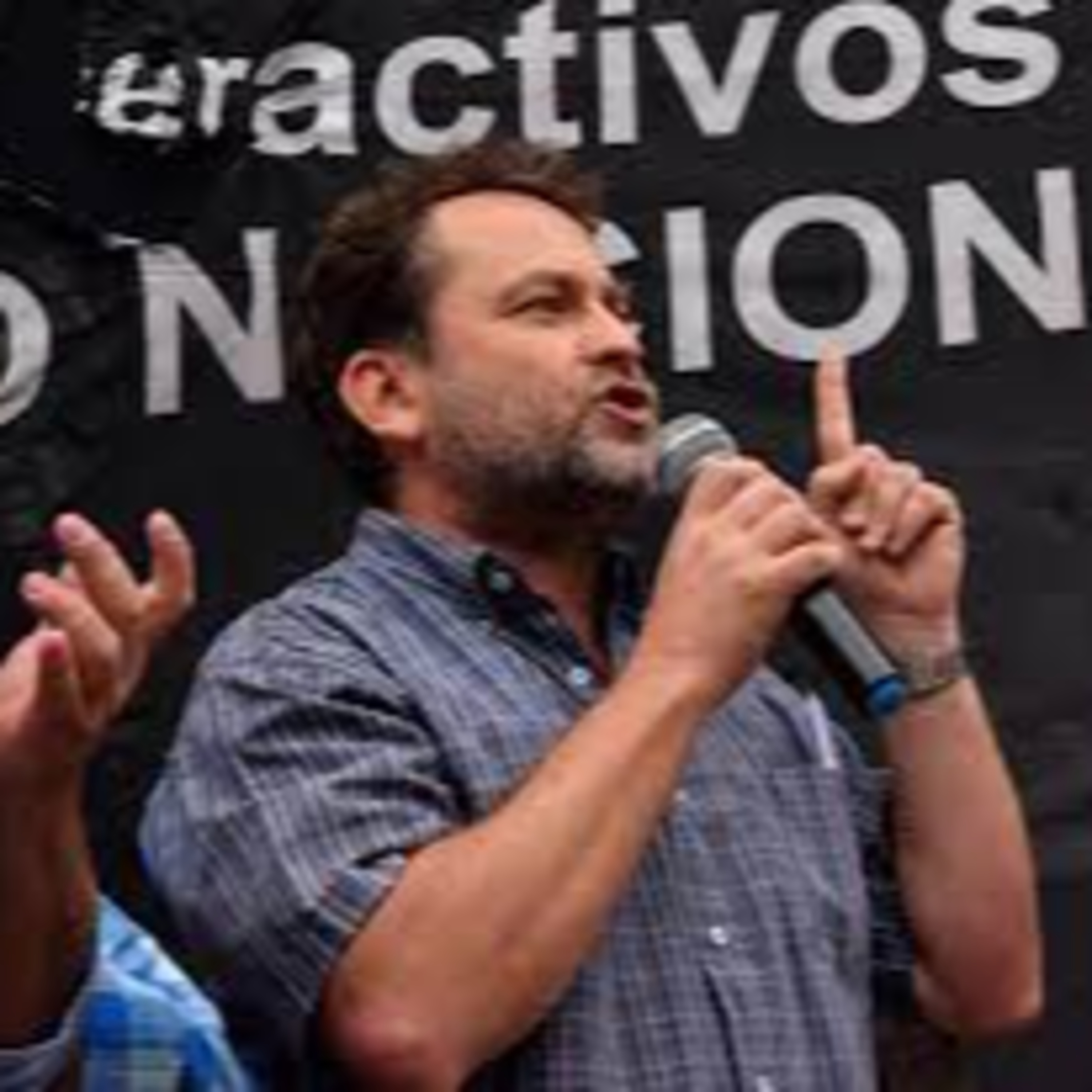 “Hoy tuvimos un acatamiento muy alto de los trabajadores, tanto en la conectividad como en la atención de locales comerciales. Estamos hablando de todos los canales de cable del país." episode artwork