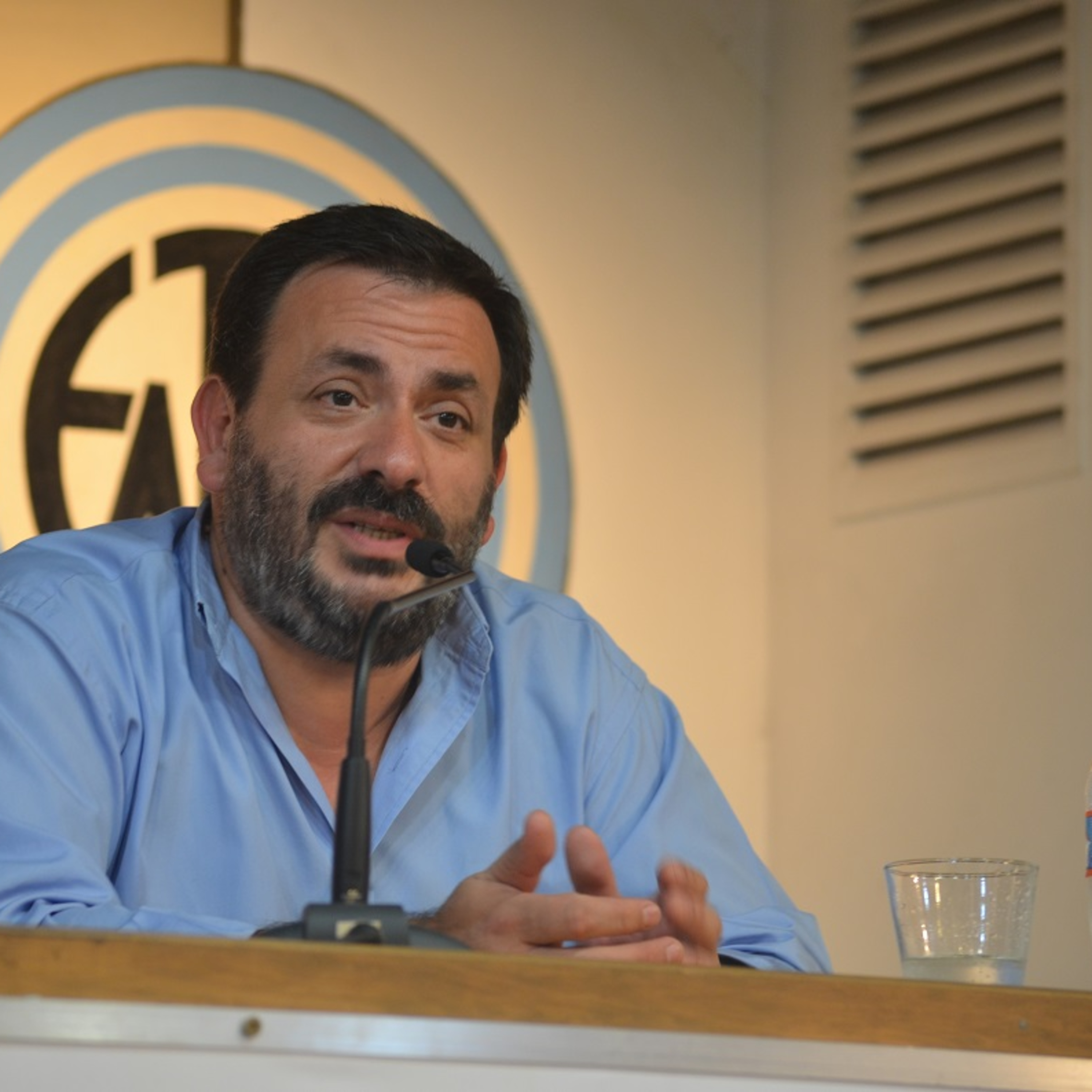 “Hoy resolvimos realizar un paro de 24 horas y movilización el 4 de agosto por la conciliación obligatoria de 5 días, que dictó el Ministerio de Trabajo." episode artwork