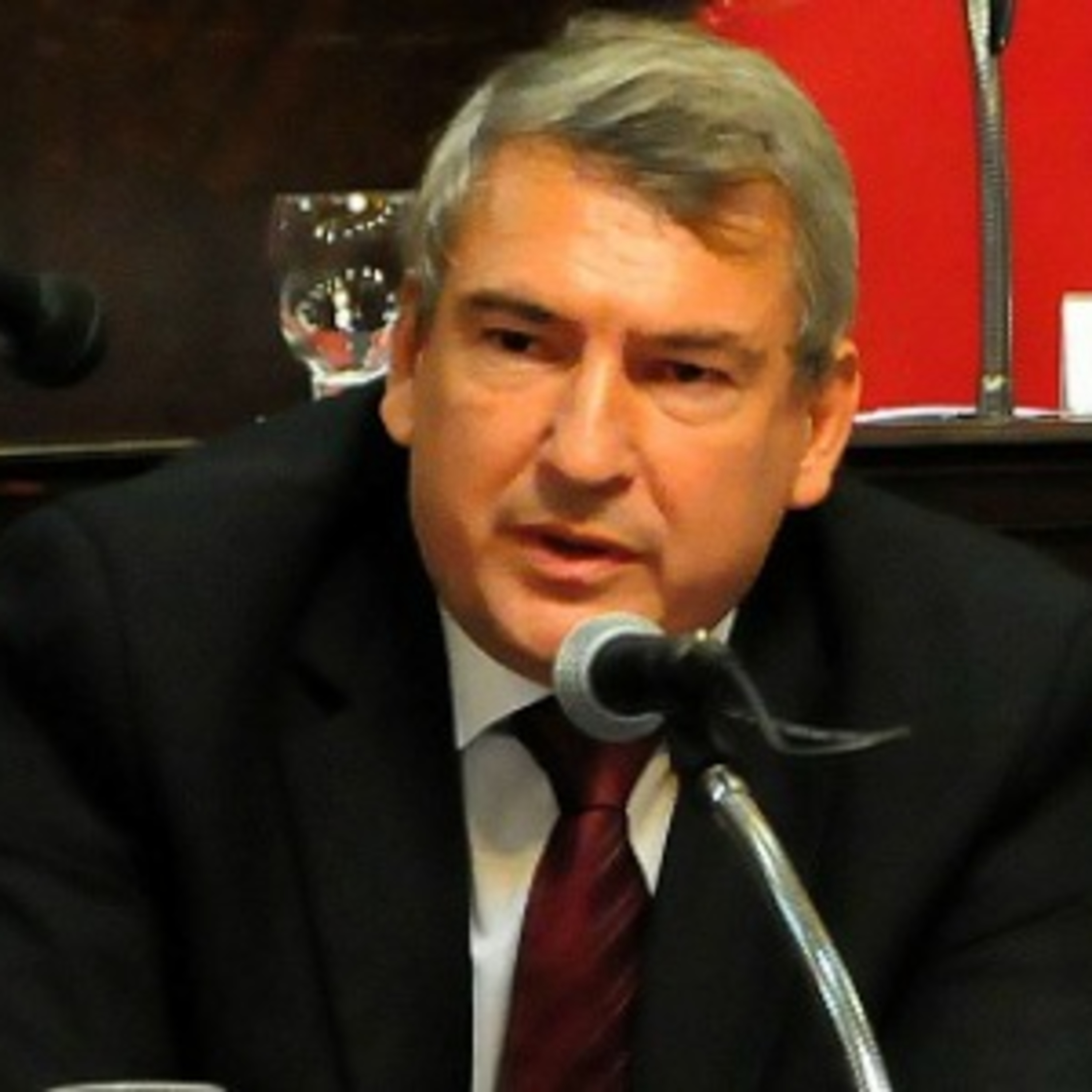 “Estamos trabajando muy fuerte en varias temáticas, el sistema de scoring provincial en donde además de penalizar se premie a los cumplidores; alcohol cero a nivel nacional" episode artwork