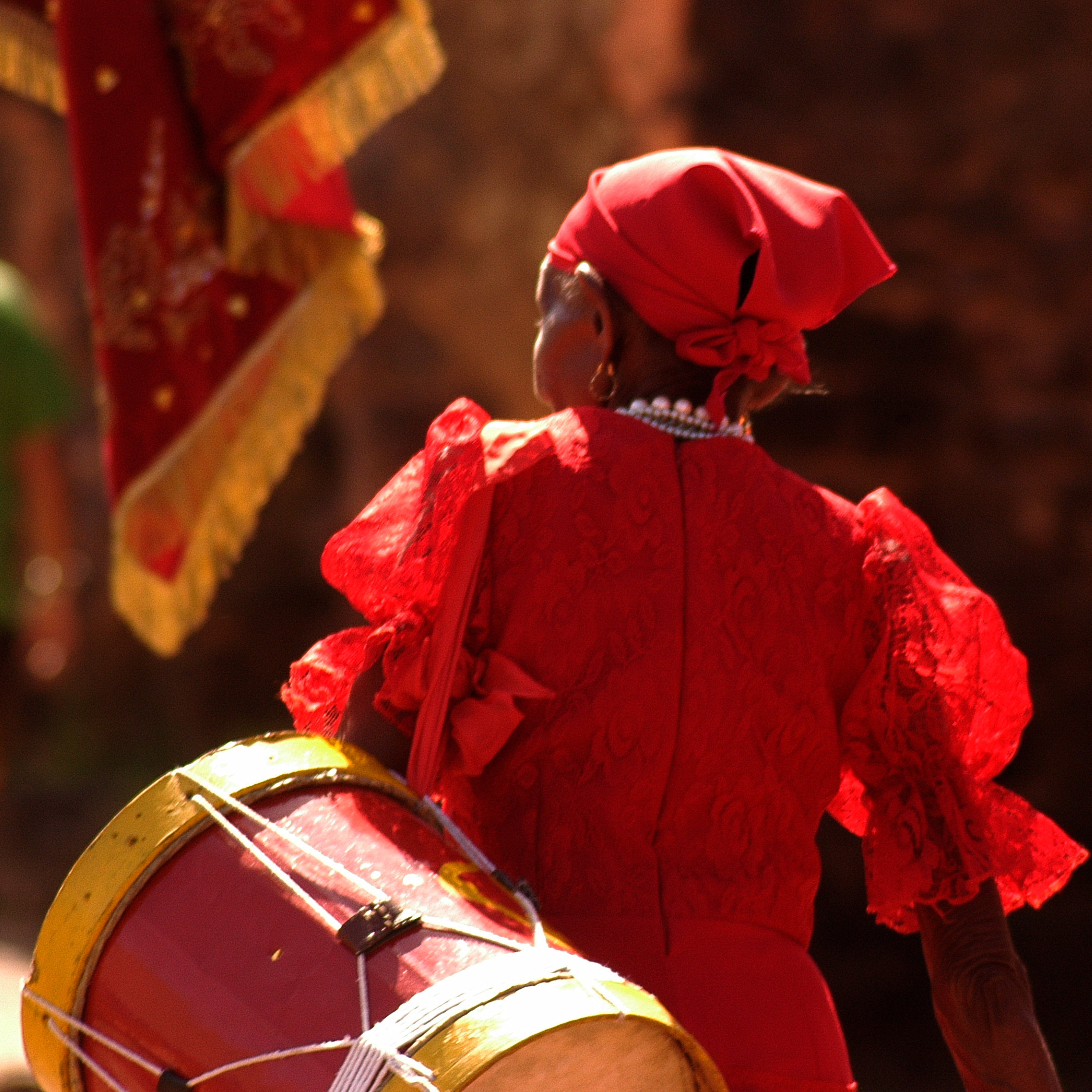 Faz colher e borda o cabo