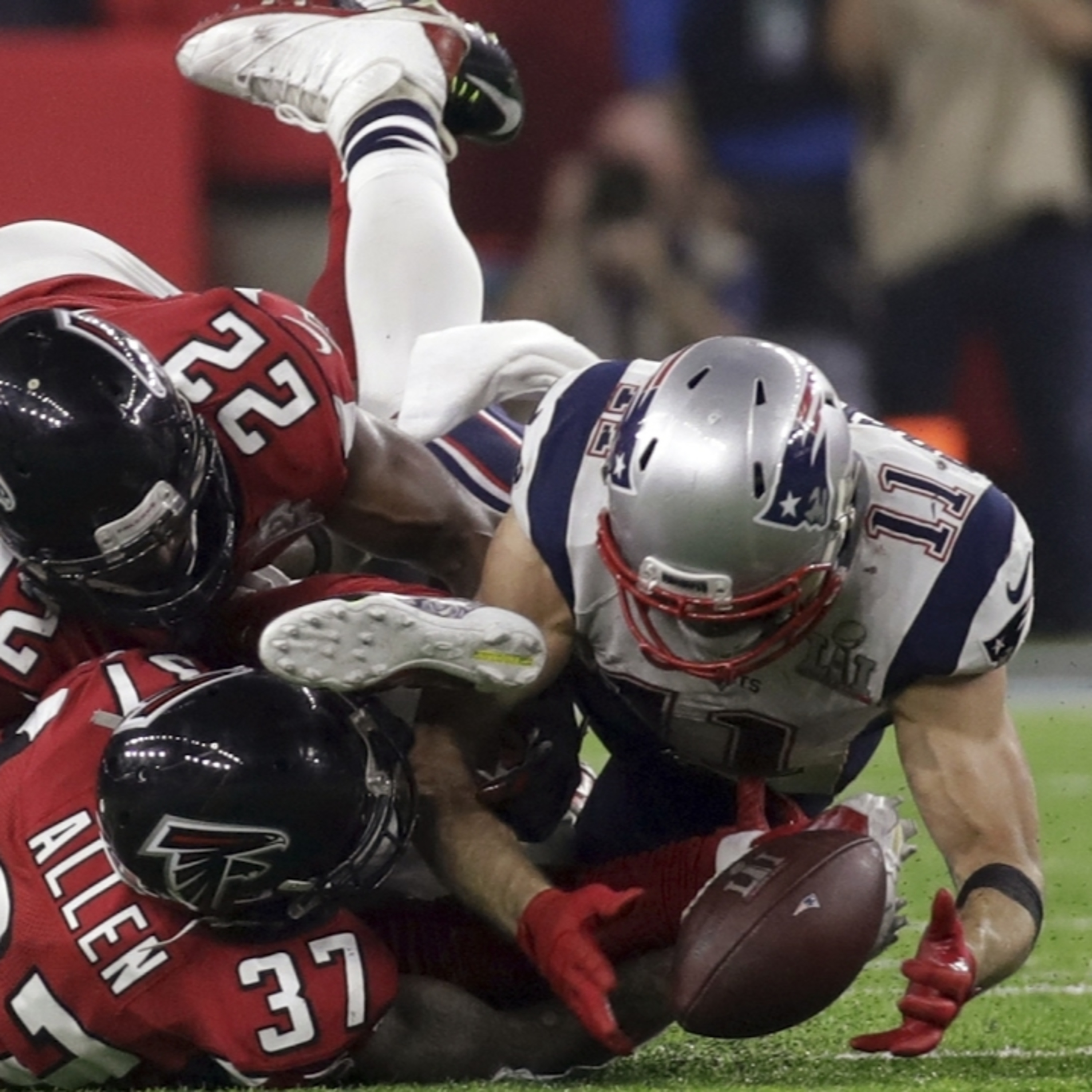 Julian Edelman: The Ultimate Underdog - Damian Ep.3 episode artwork