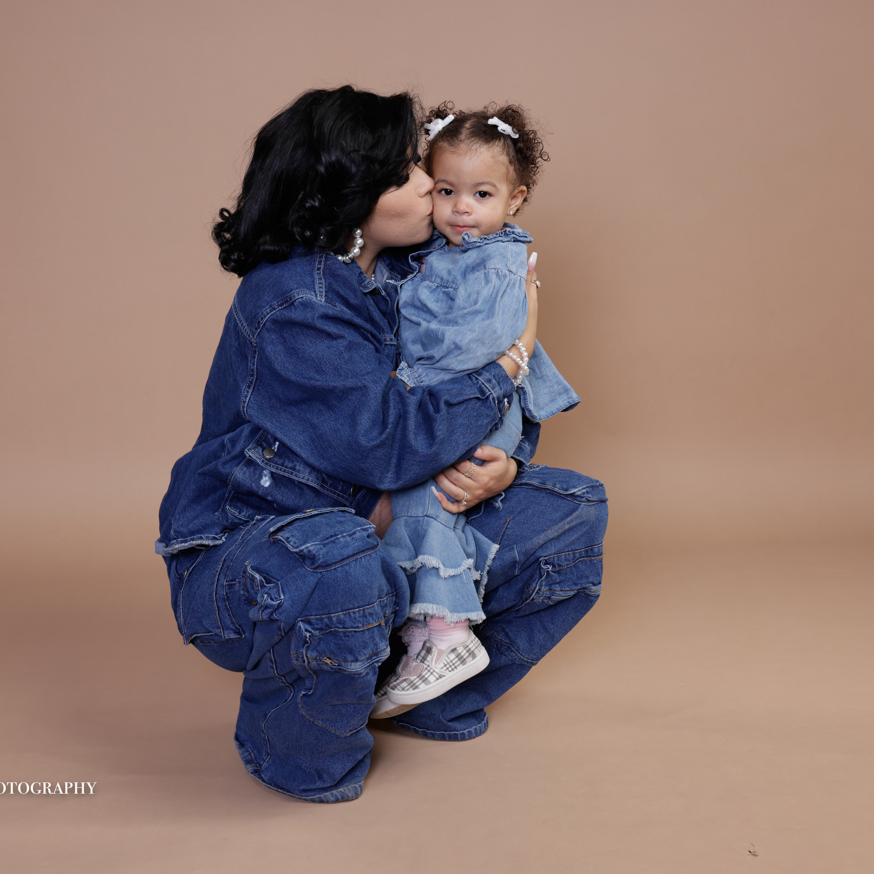 Balancing Mom Life & Entrepreneurship  episode artwork