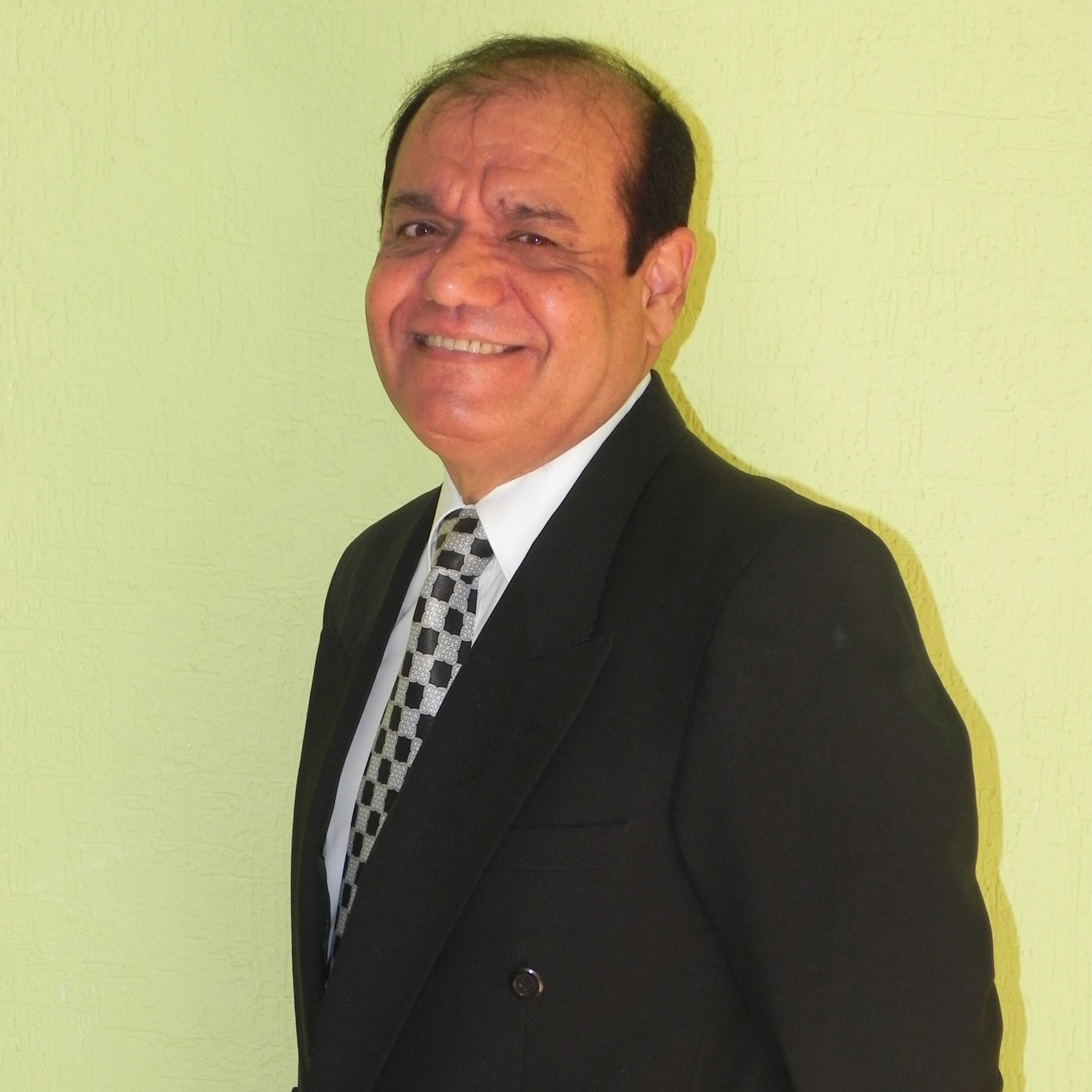 HOTELS DIRECTOR ON LINEArmando Martinez