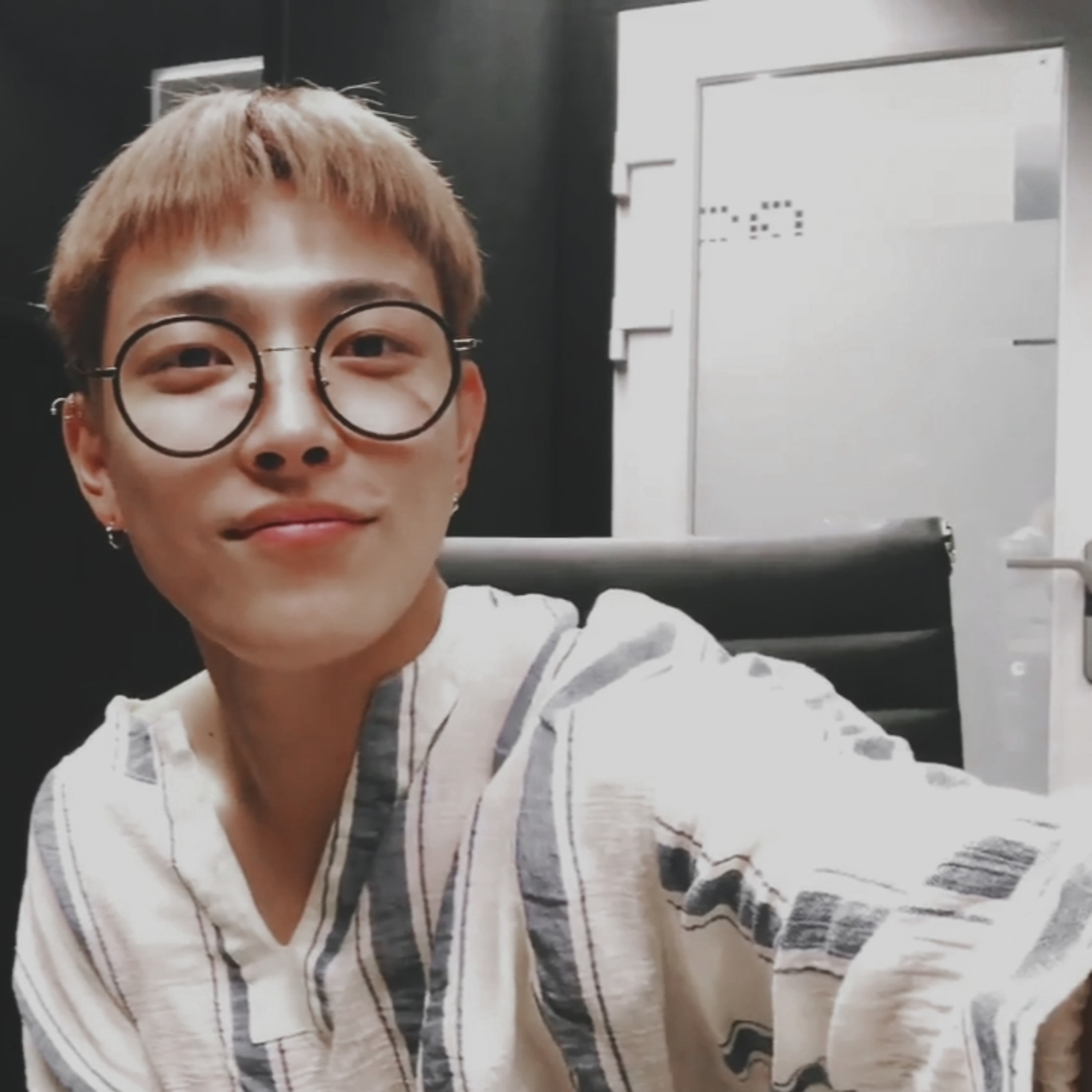 hongjoong 190621