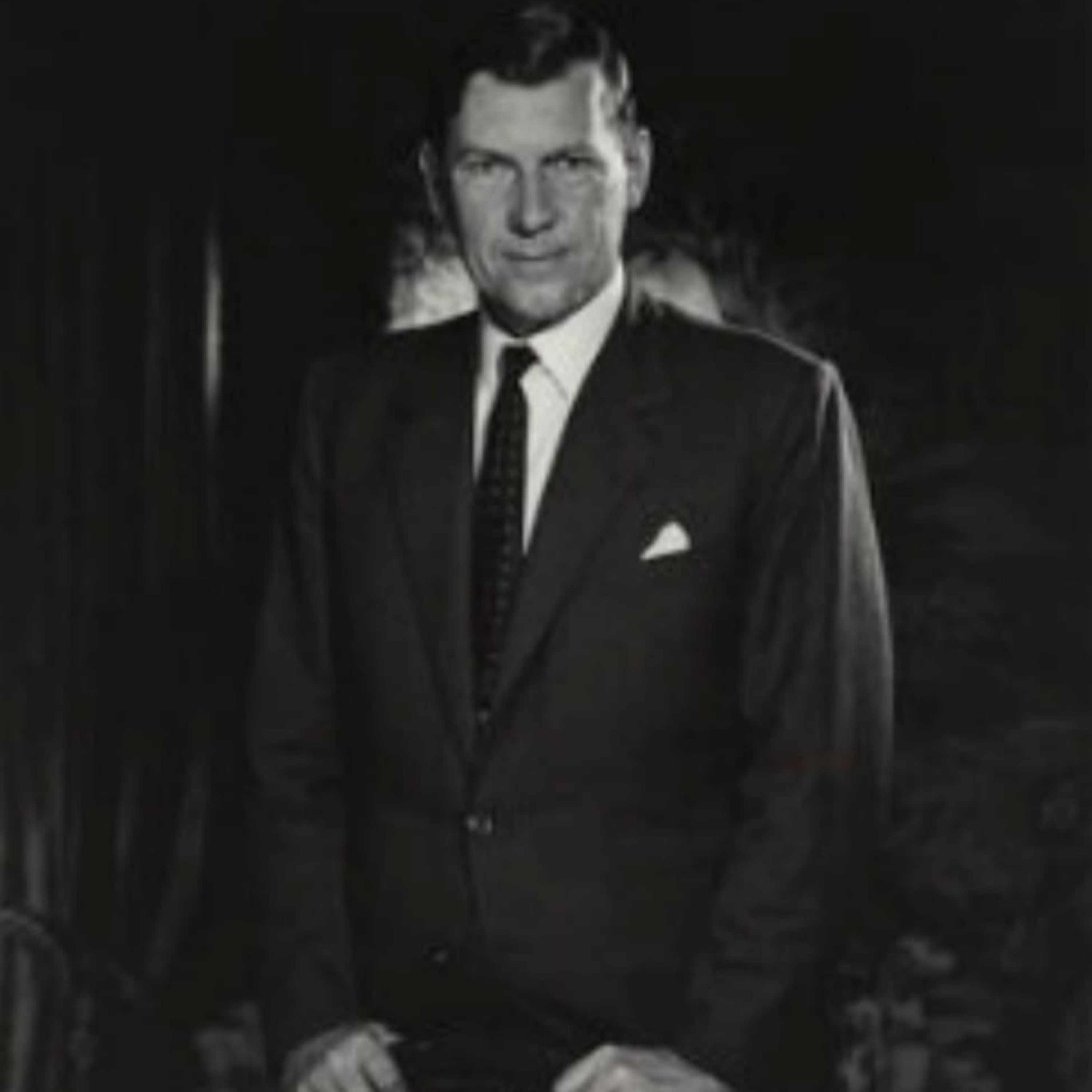 کاور Wright, Sir Denis