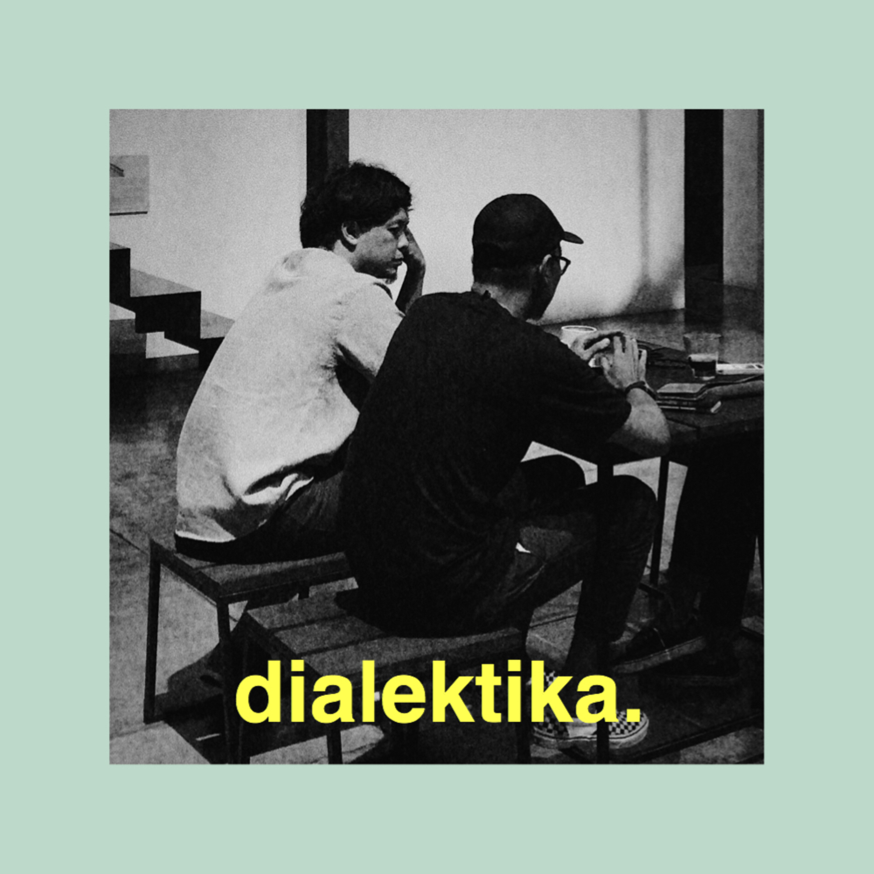 dialektika.