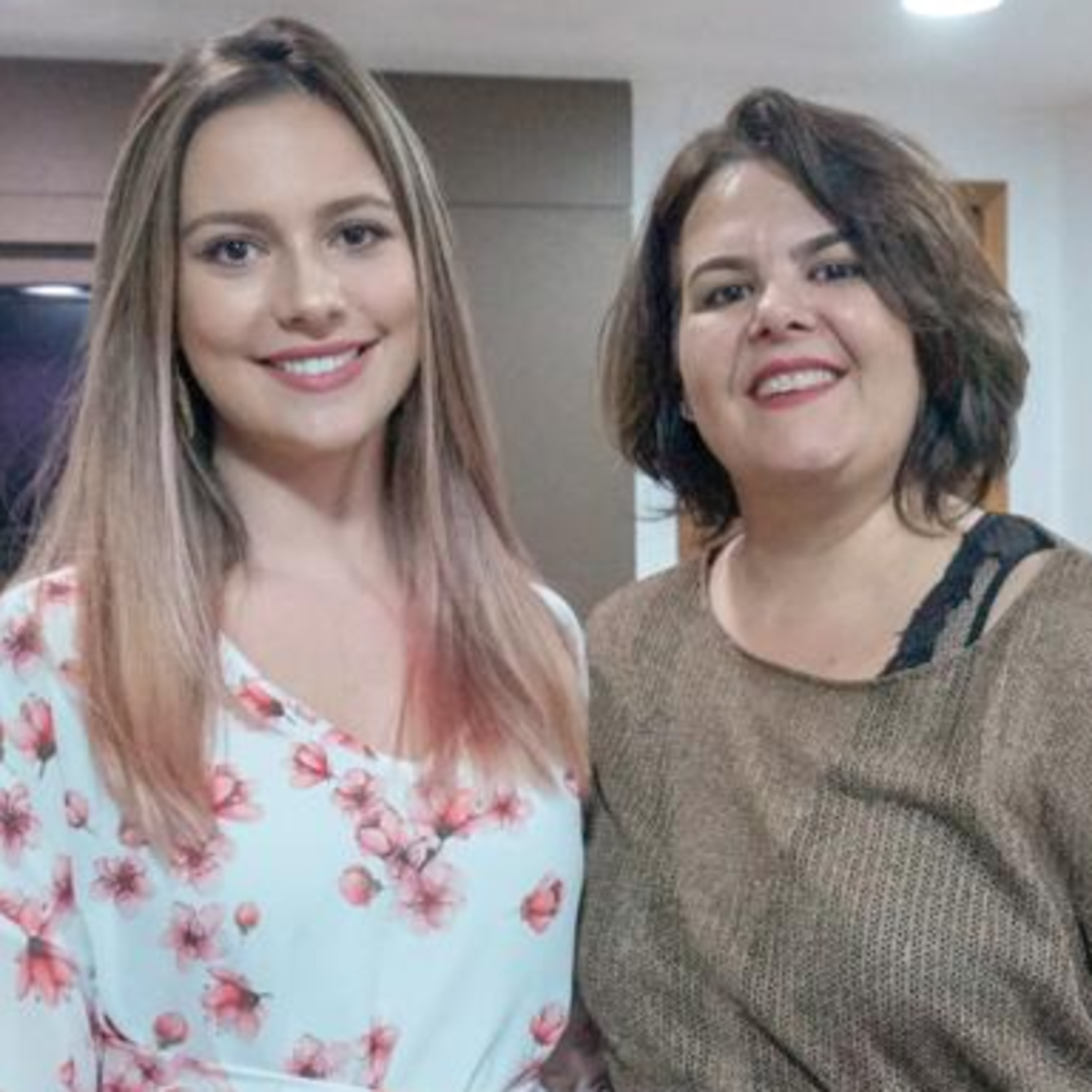 Café com Mariela Parolini