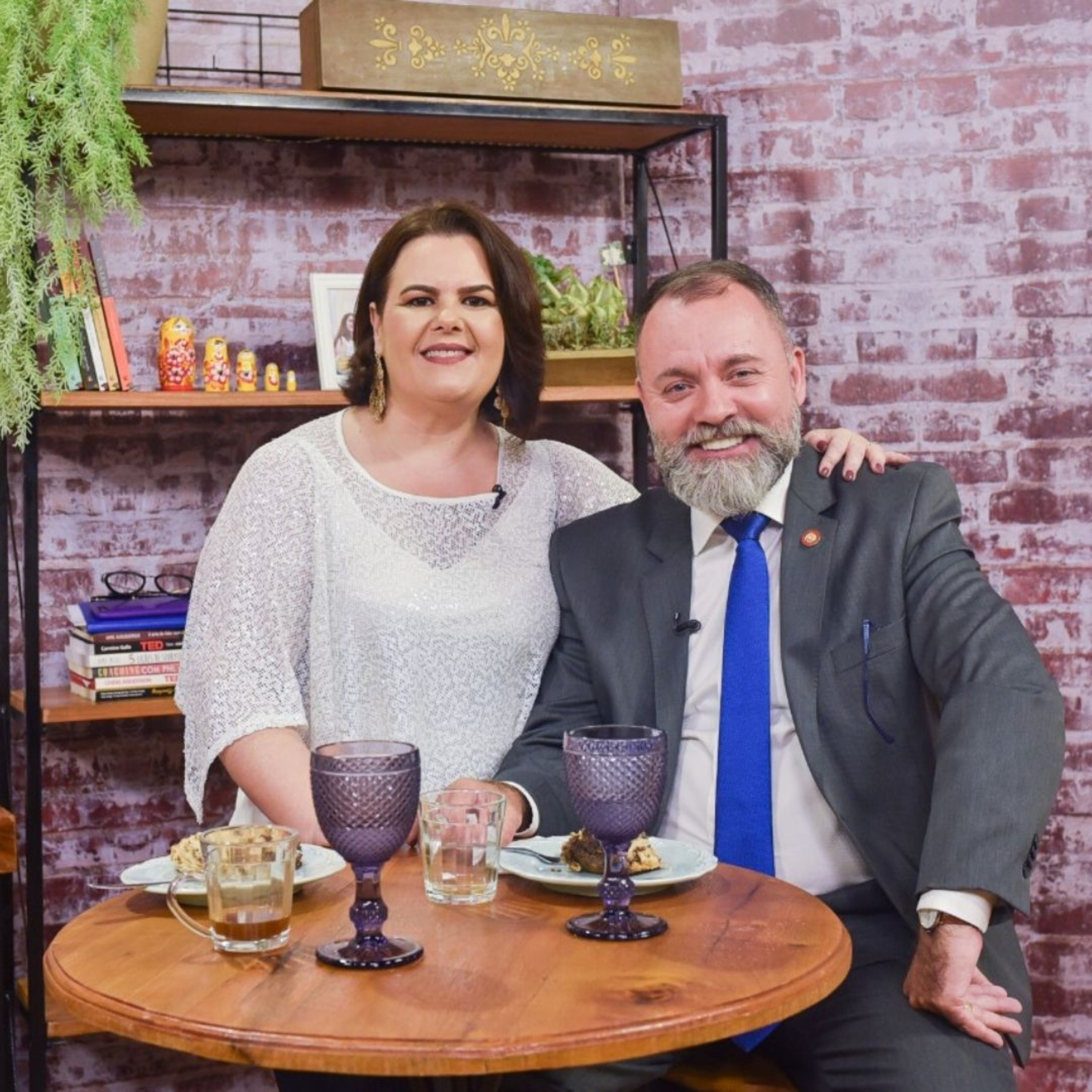 Café com Mariela Parolini