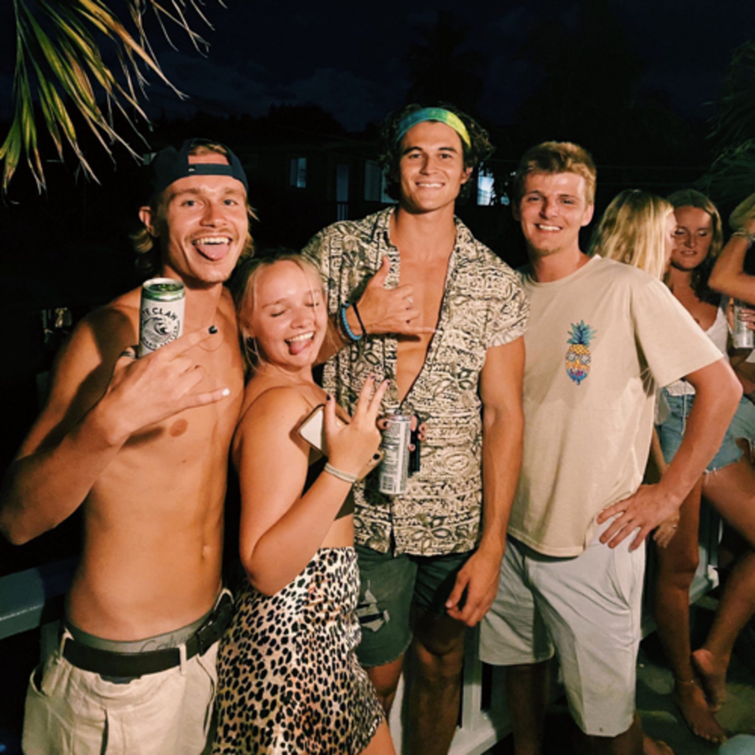hostels in hawaii