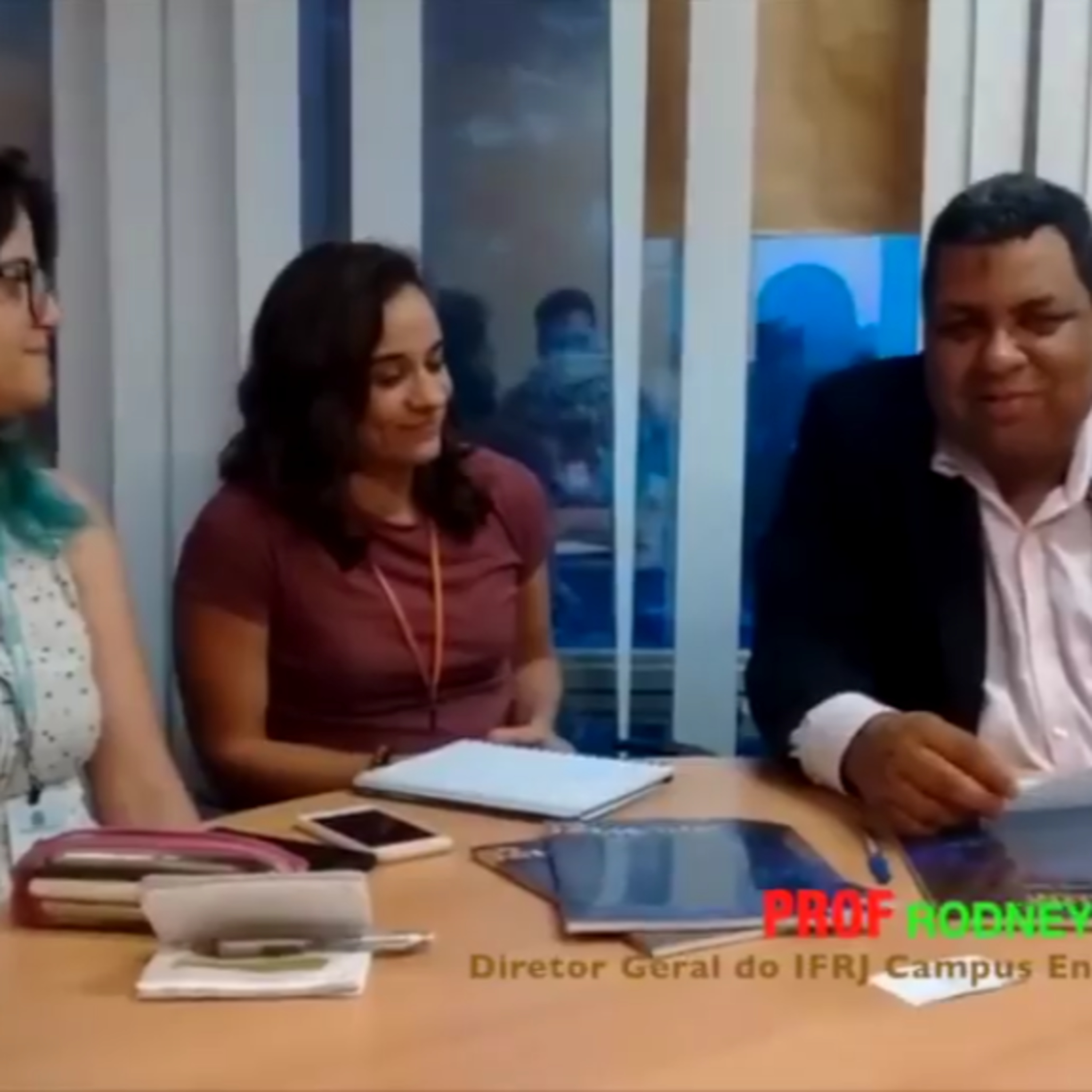 Dá o papo Rodney!