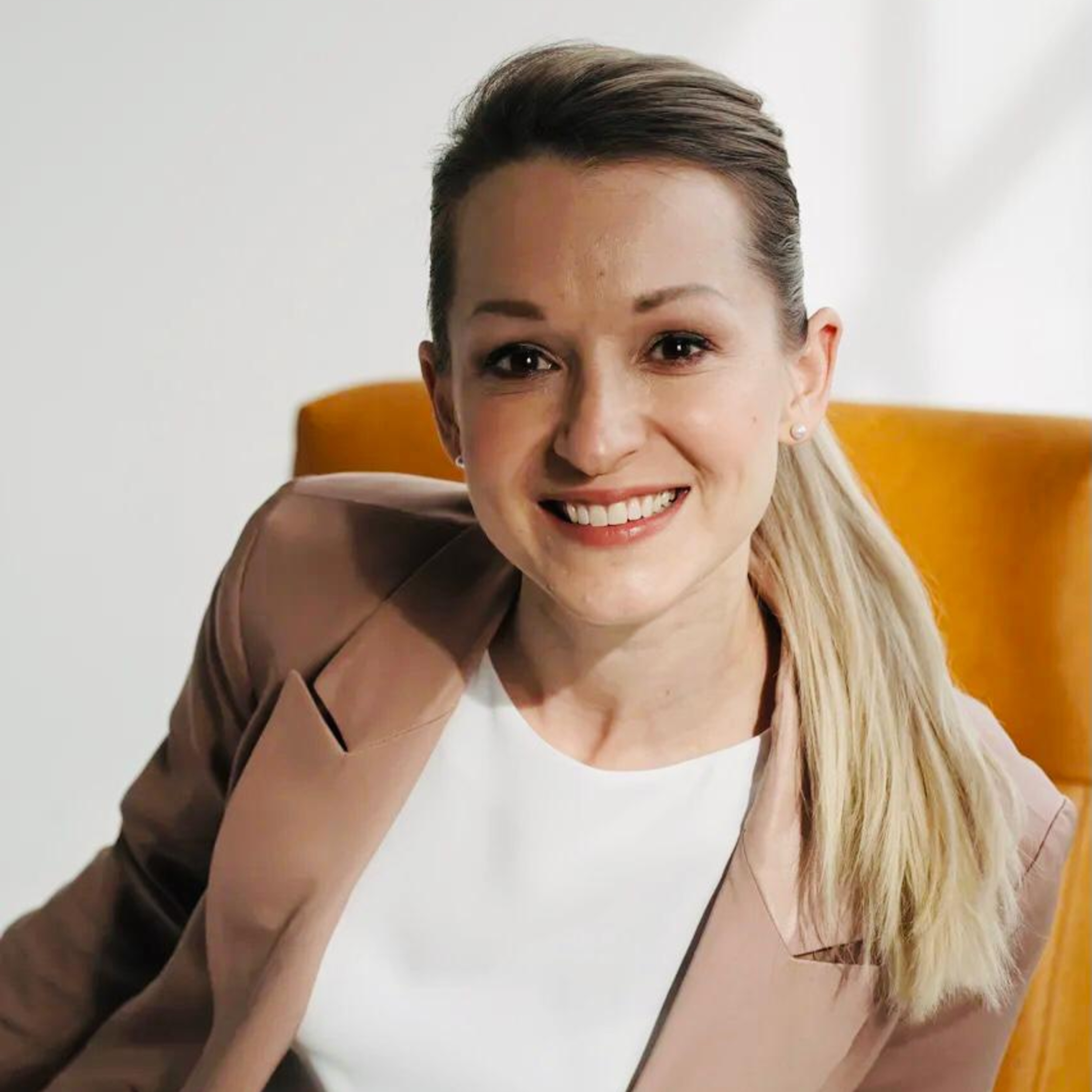 The Neuroscience of Motivation - Episode 1 of the Adaptive Edge Podcast with Evgeniya Efremova
