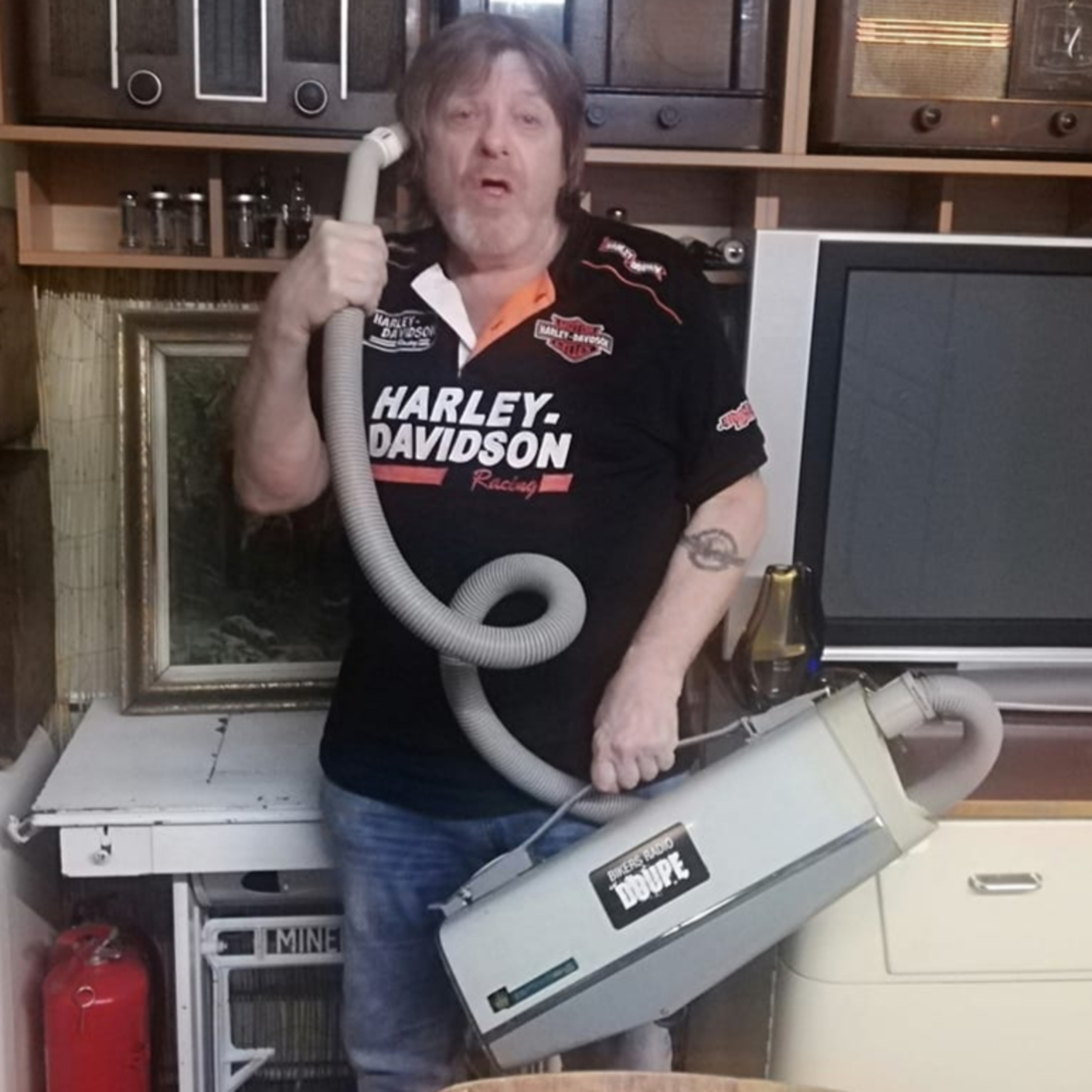 BIKERS RADIO DOUPE