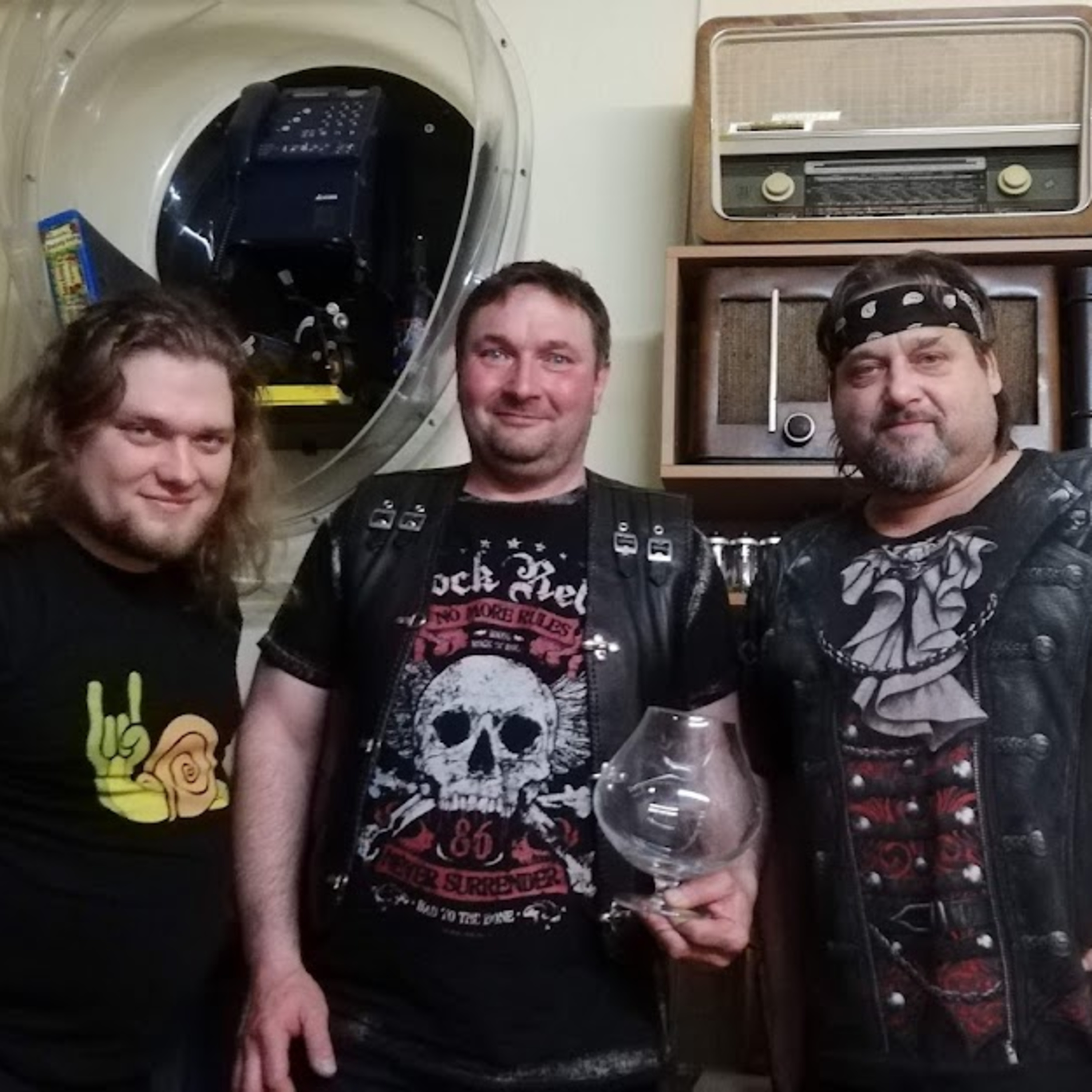 BIKERS RADIO DOUPE