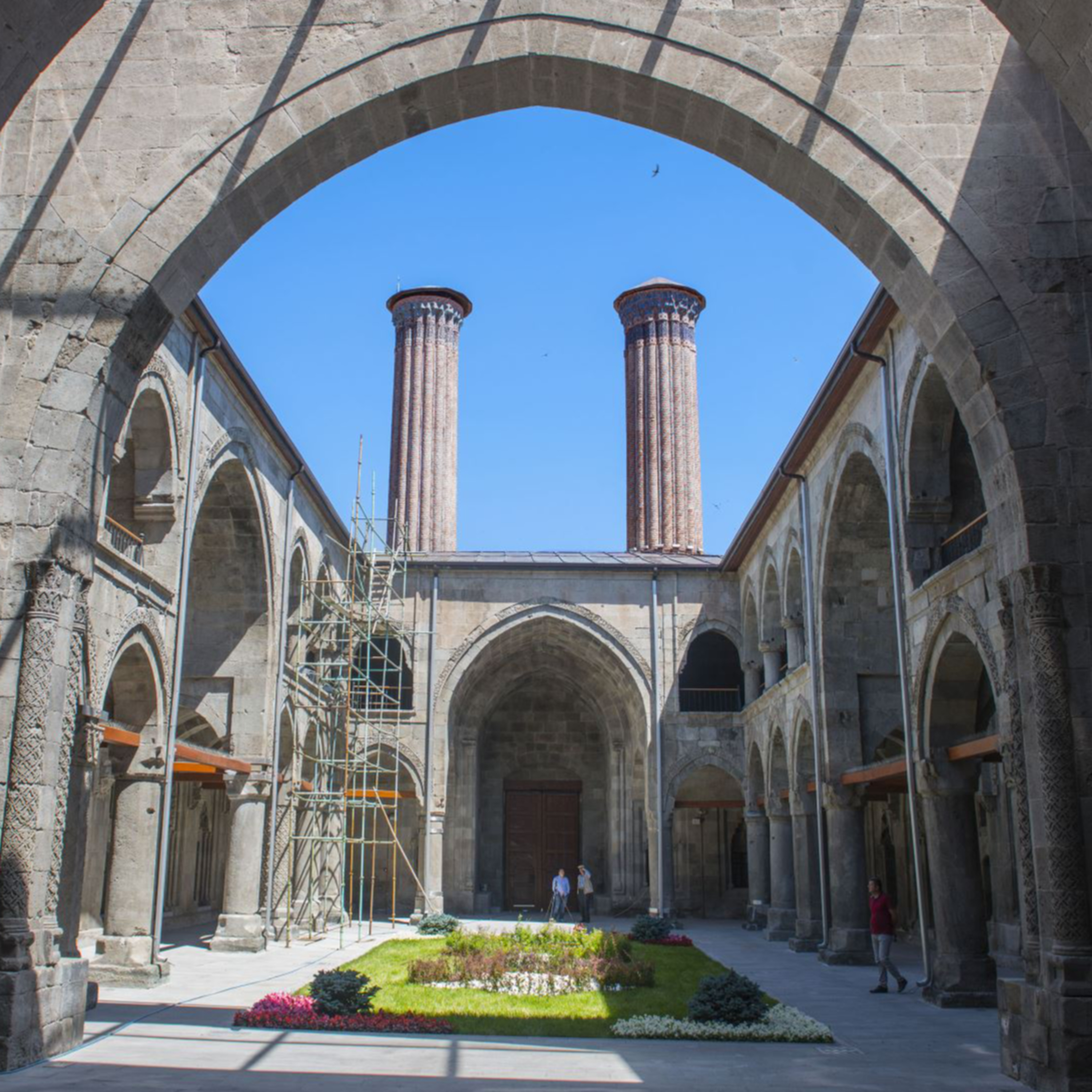 GeziBilen Sanal Rehber