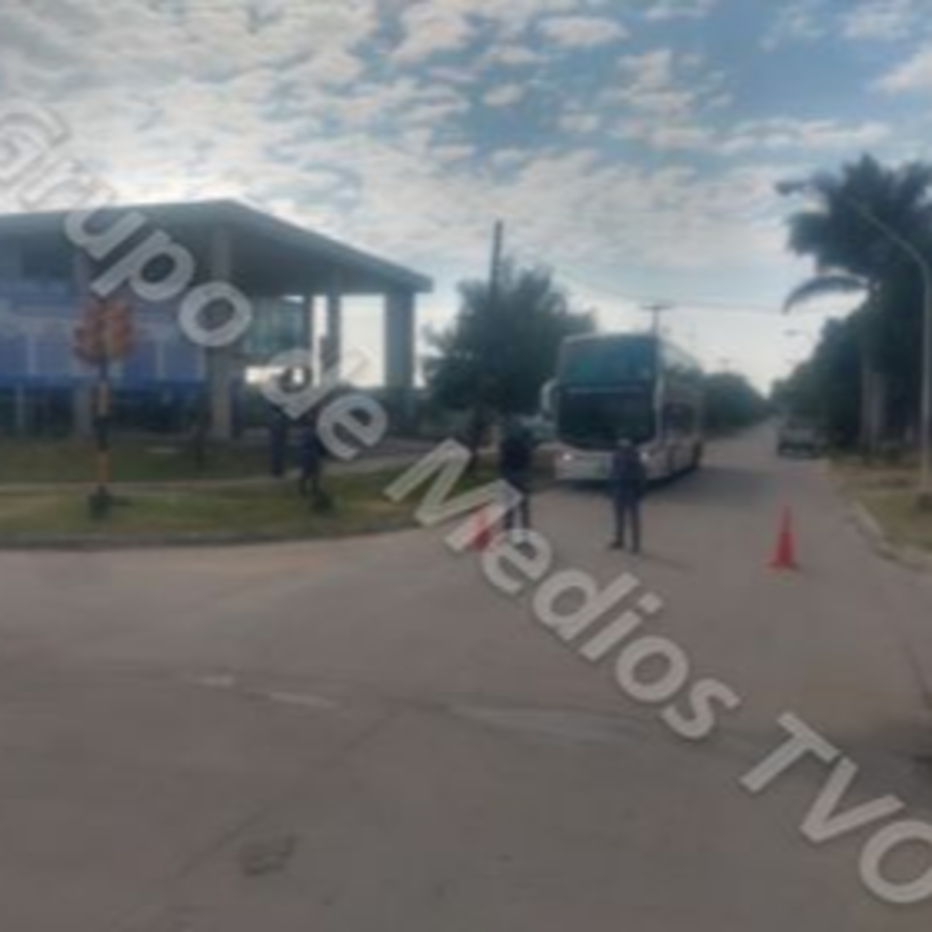 Portada de Algo está pasando Formosa