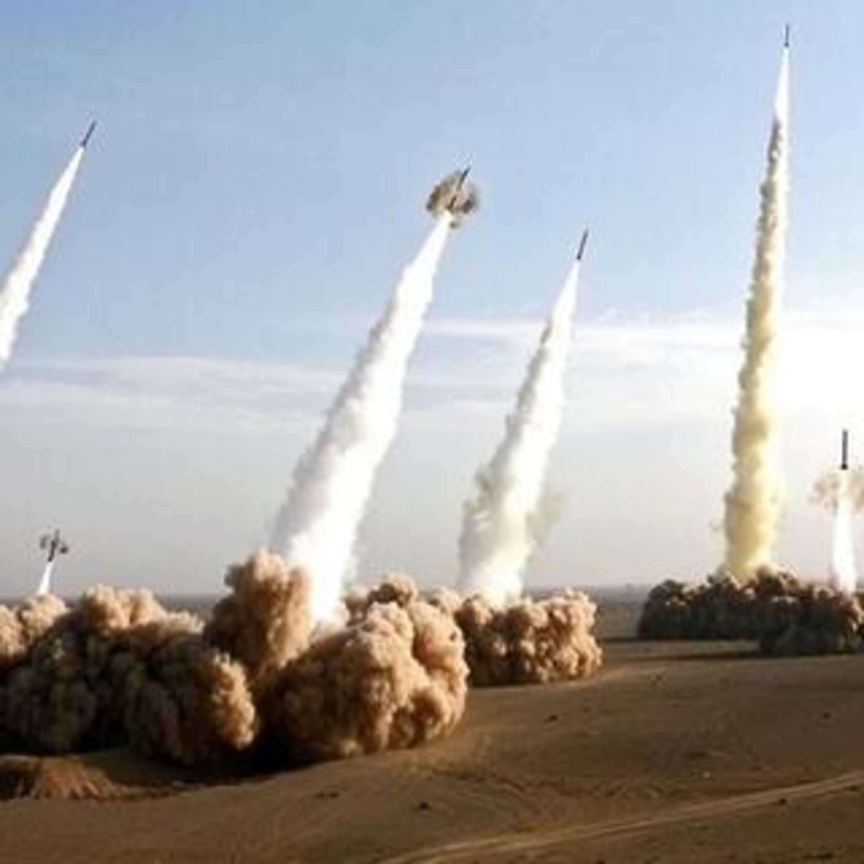کاور غزه قهرمان، تنهاتر از همیشه