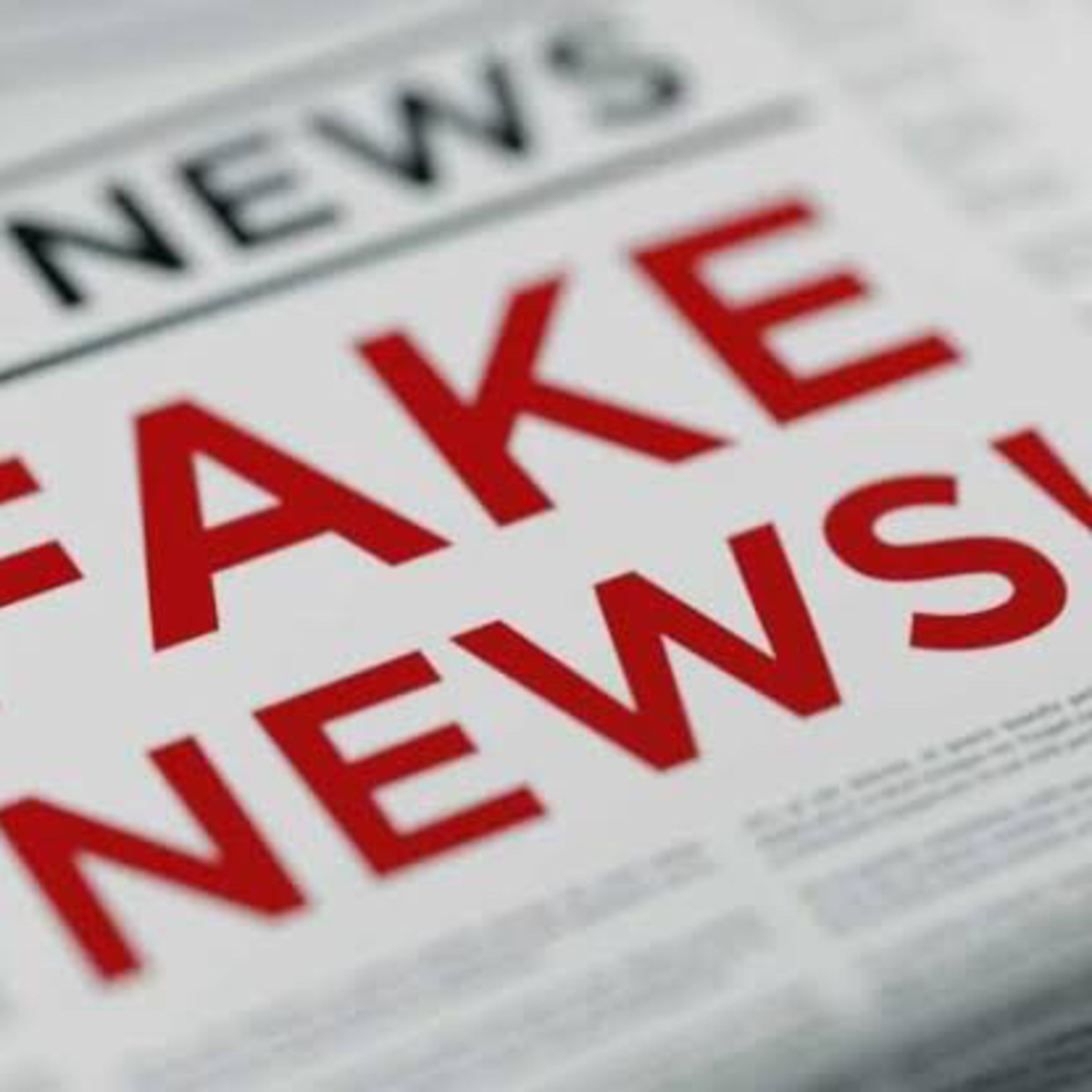 Podcast Fake news episode artwork