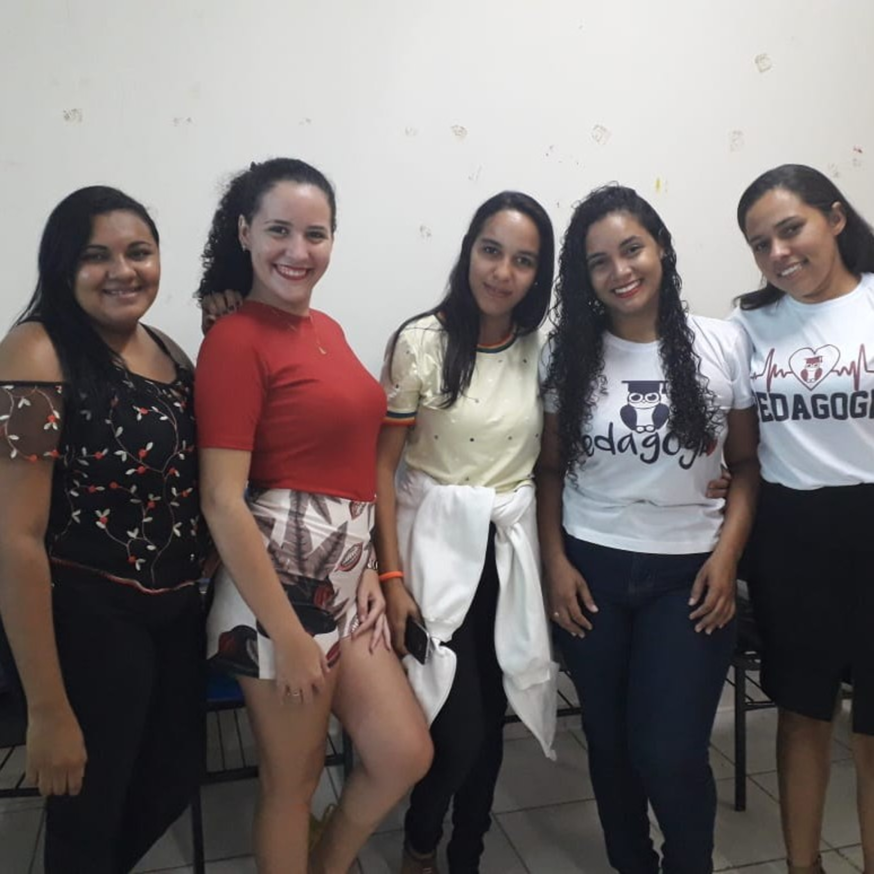 Ensino Remoto: Desafios e possibilidades dos estudantes em seus diversos contextos escolares
