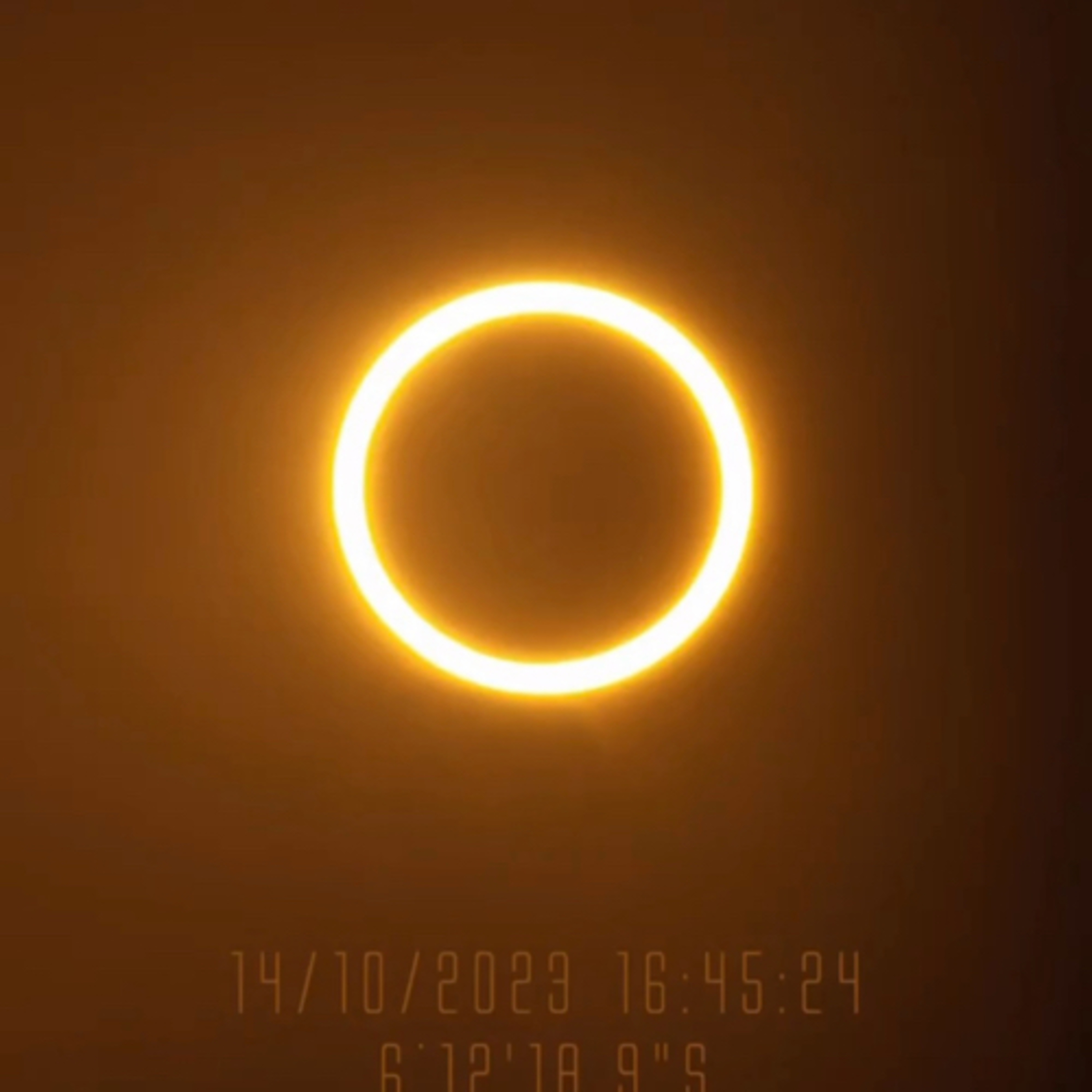 Eclipse Solar em Áries  episode artwork