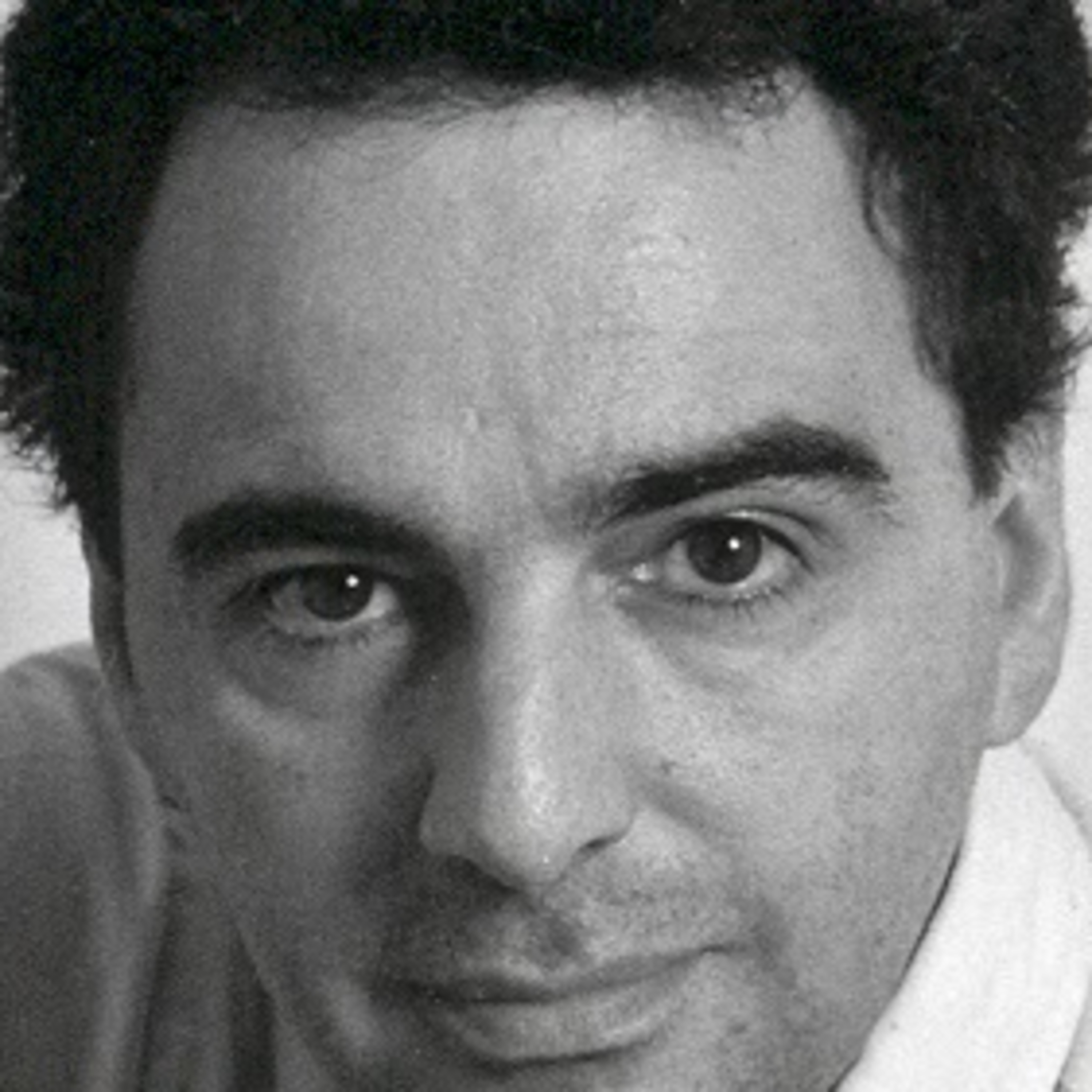 Entrevista a Pablo De Santis, el buscador de enigmas. episode artwork