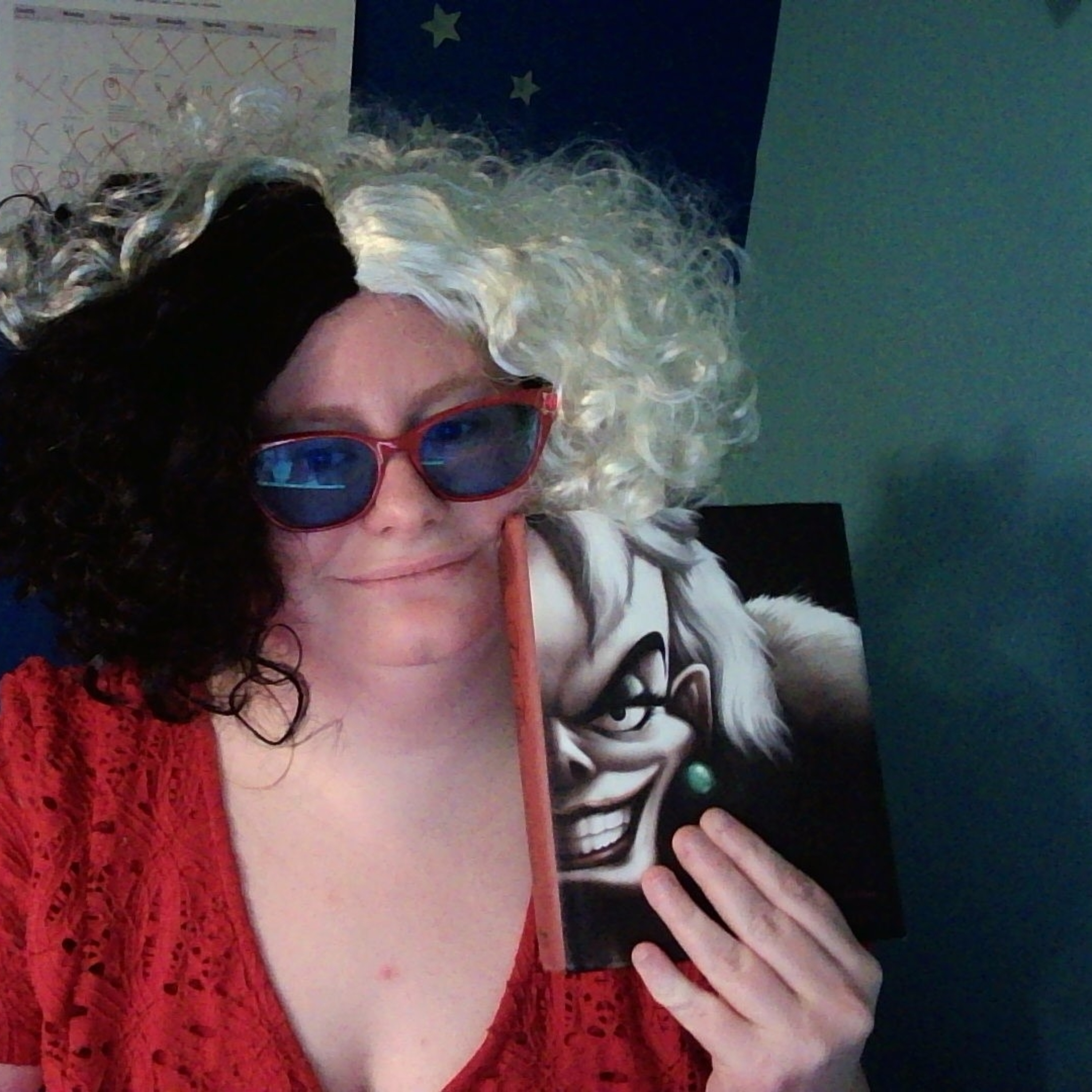 Cruella de Vil Video And Cosplay episode artwork