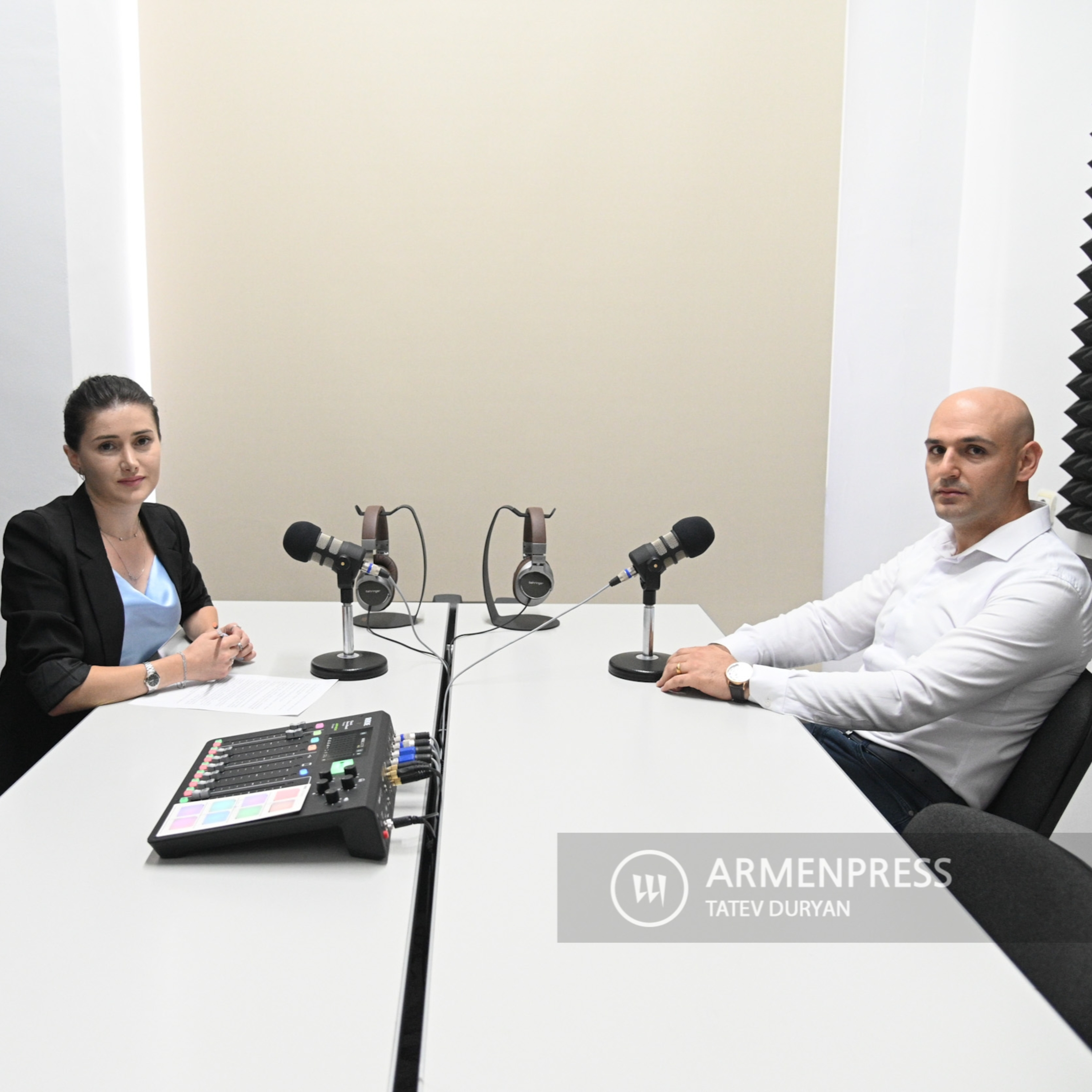 Podcast-Հարց բժշկին. Առաջին օգնության պարագաների առկայություն, արագ և ճիշտ կողմնորոշում. ռազմական բժիշկը՝ պատերազմական գոտում աշխատանքի մասին episode artwork