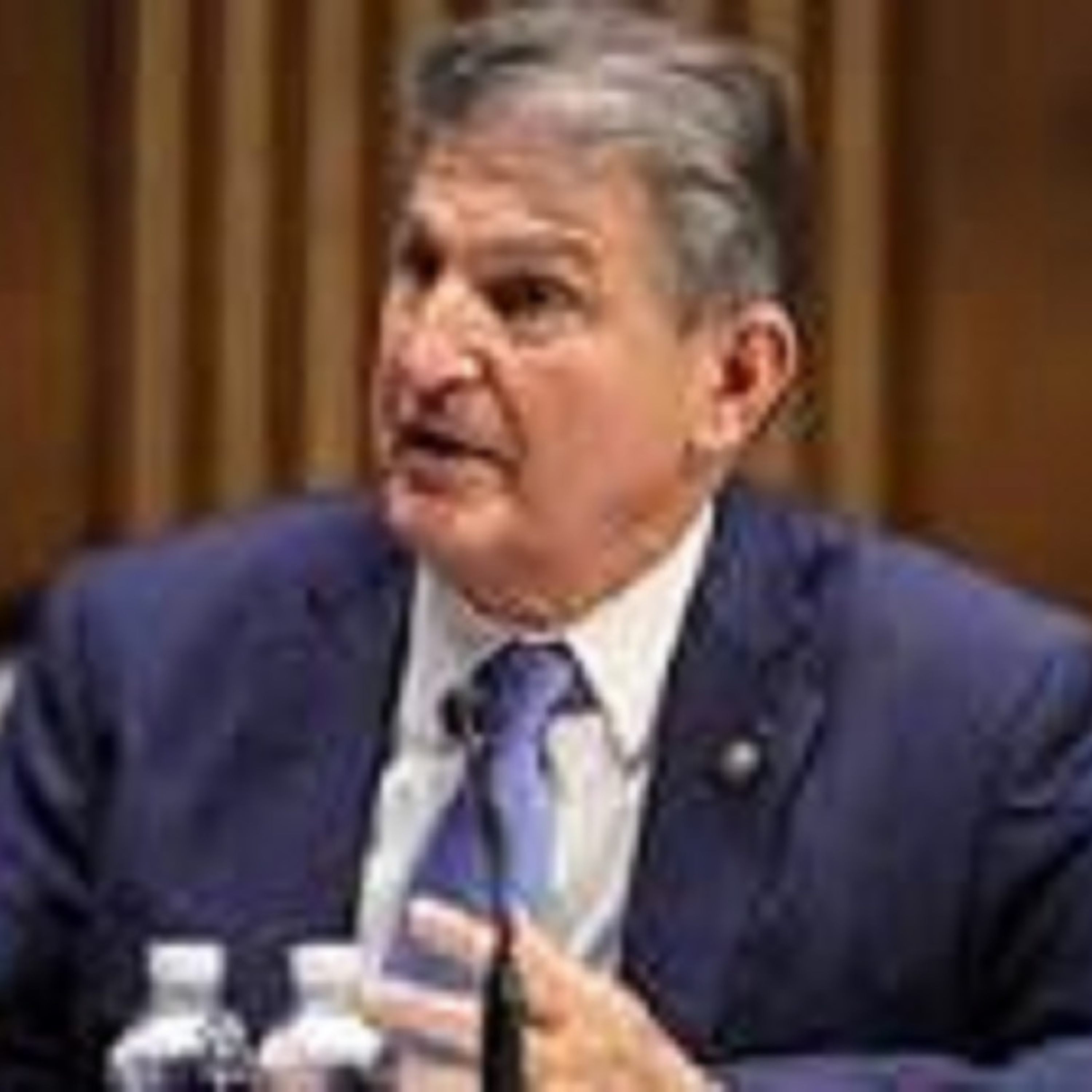 Joe Manchin should be ashamed of himself for being a Republican stooge.