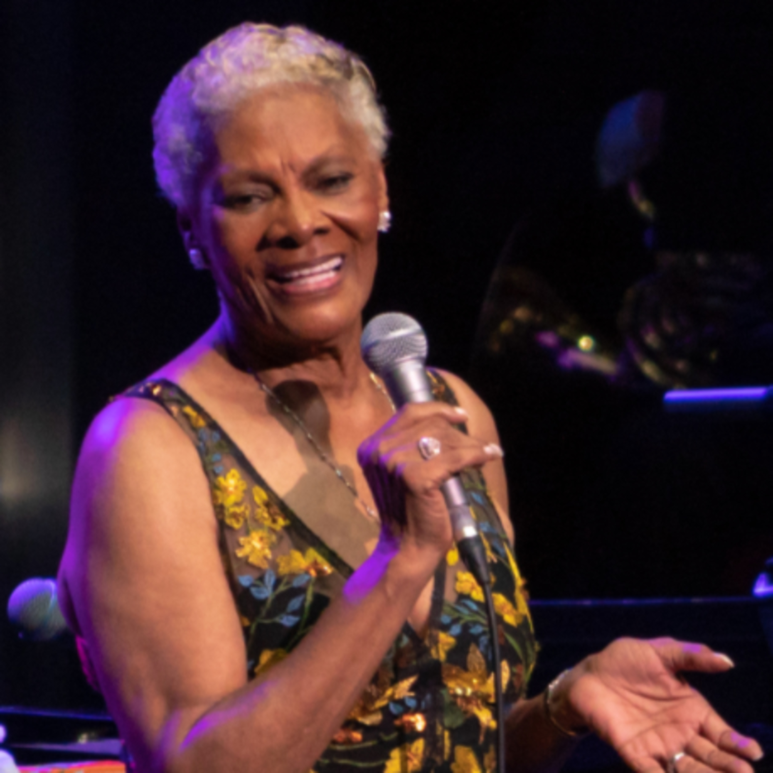 Especial: Dionne Warwick  episode artwork