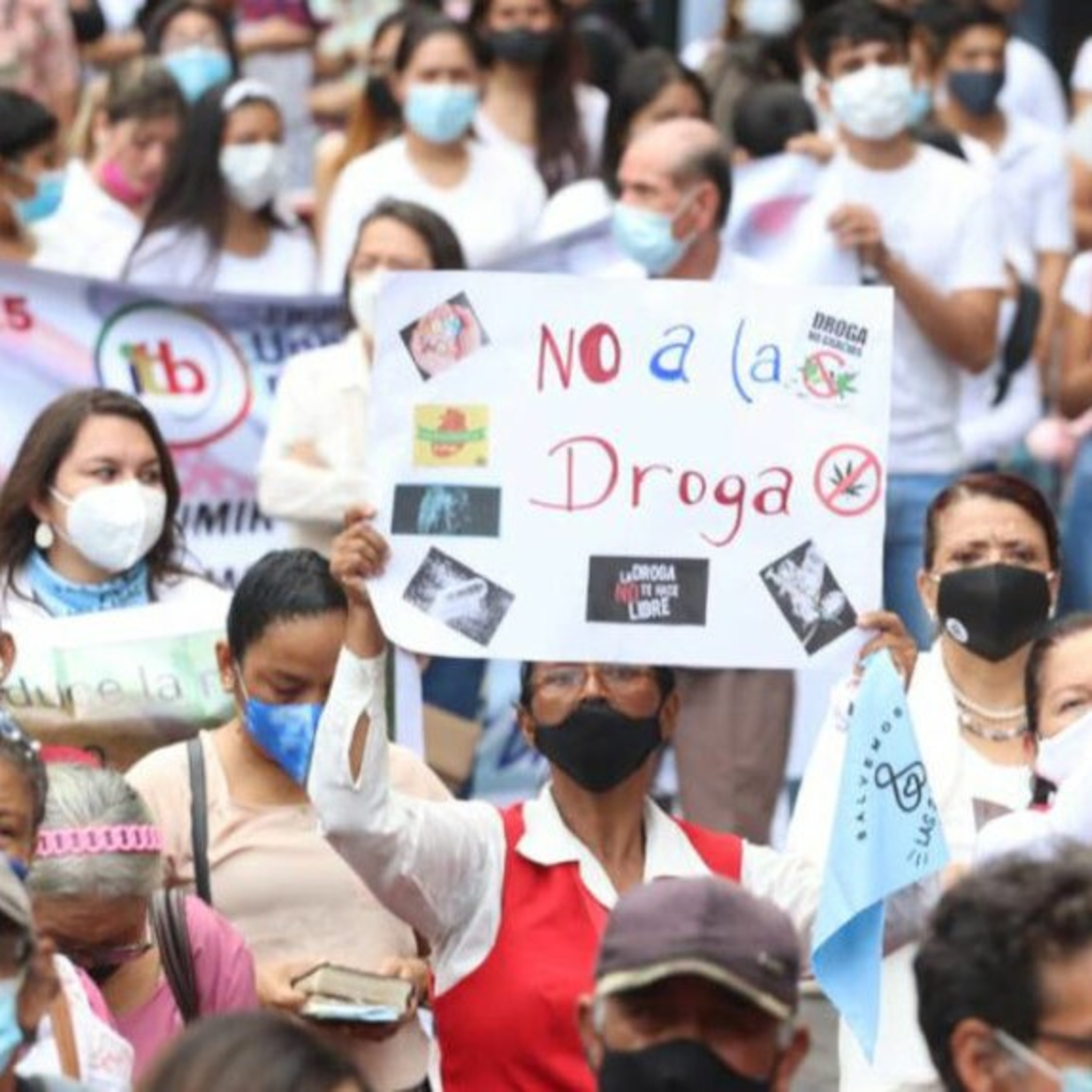 Eliminación de la tabla de consumos de drogas en Ecuador