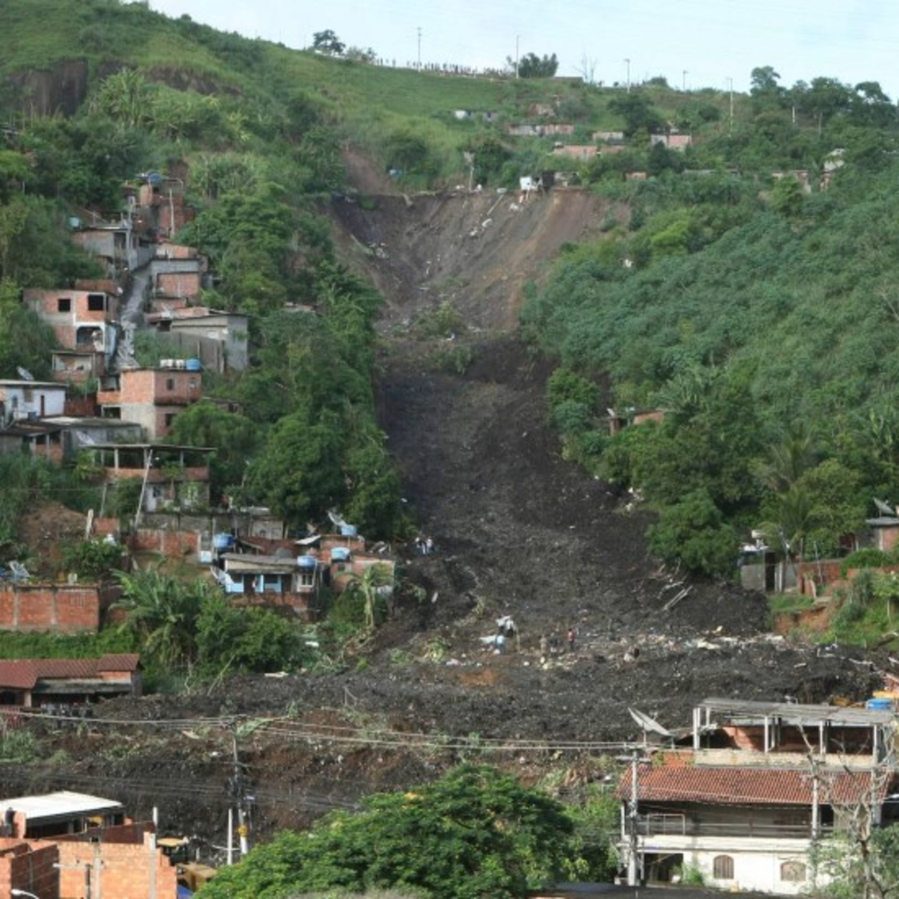 Desastre do morro do bumba episode artwork