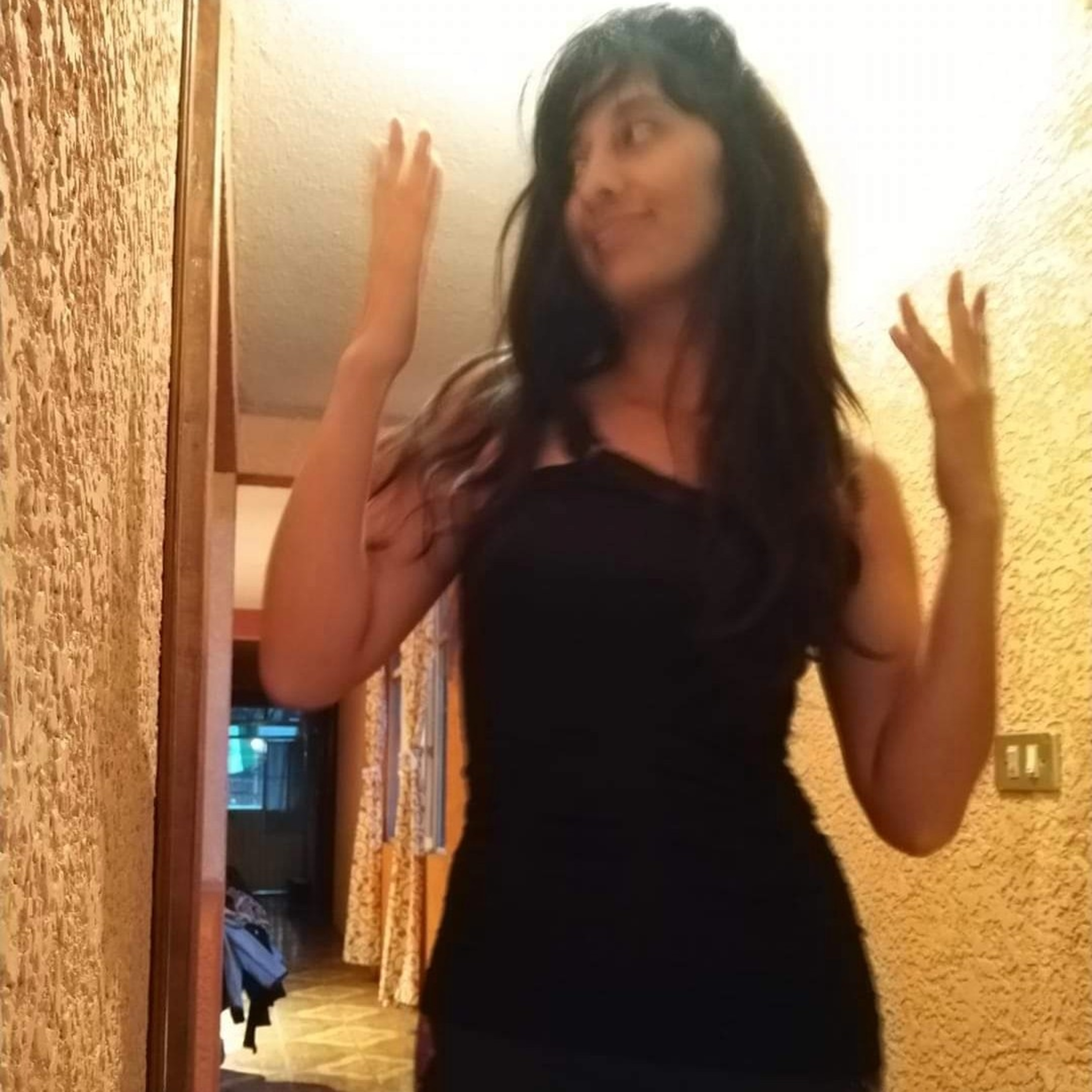 Una bruja Sanando Sus Miedos Al Rechazo Y La Búsqueda De Reconocimiento Externo