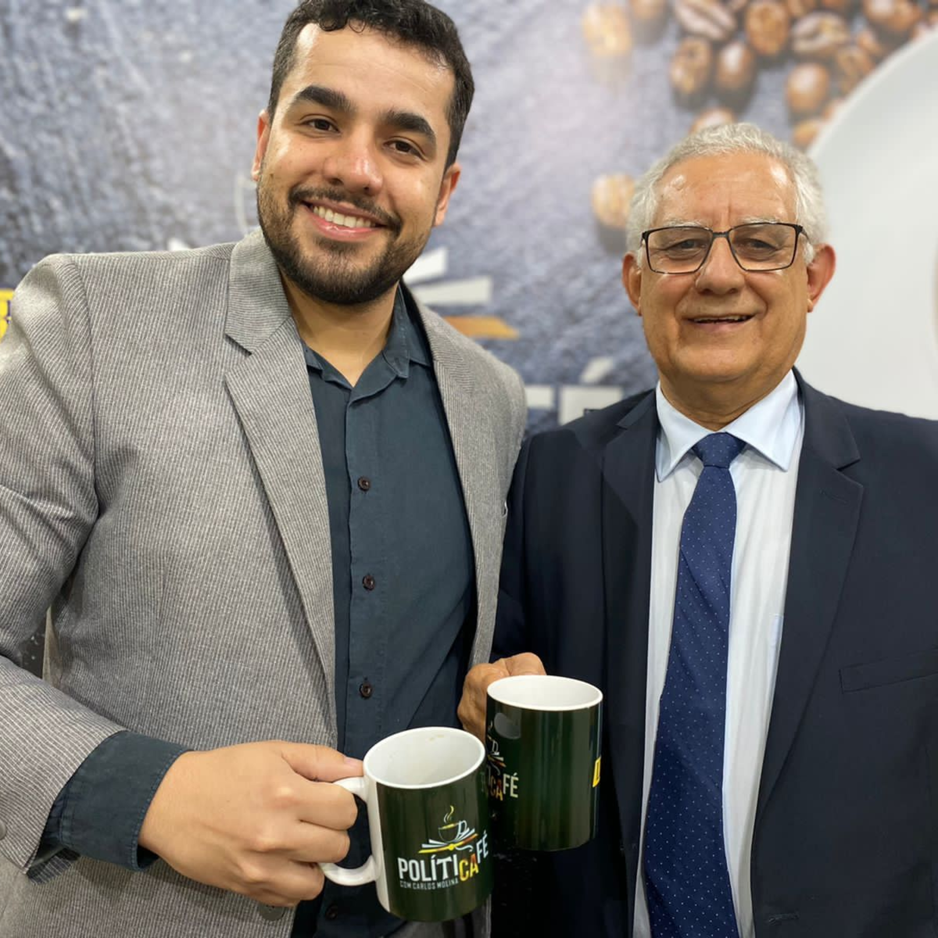 PolitiCafé com Carlos Molina