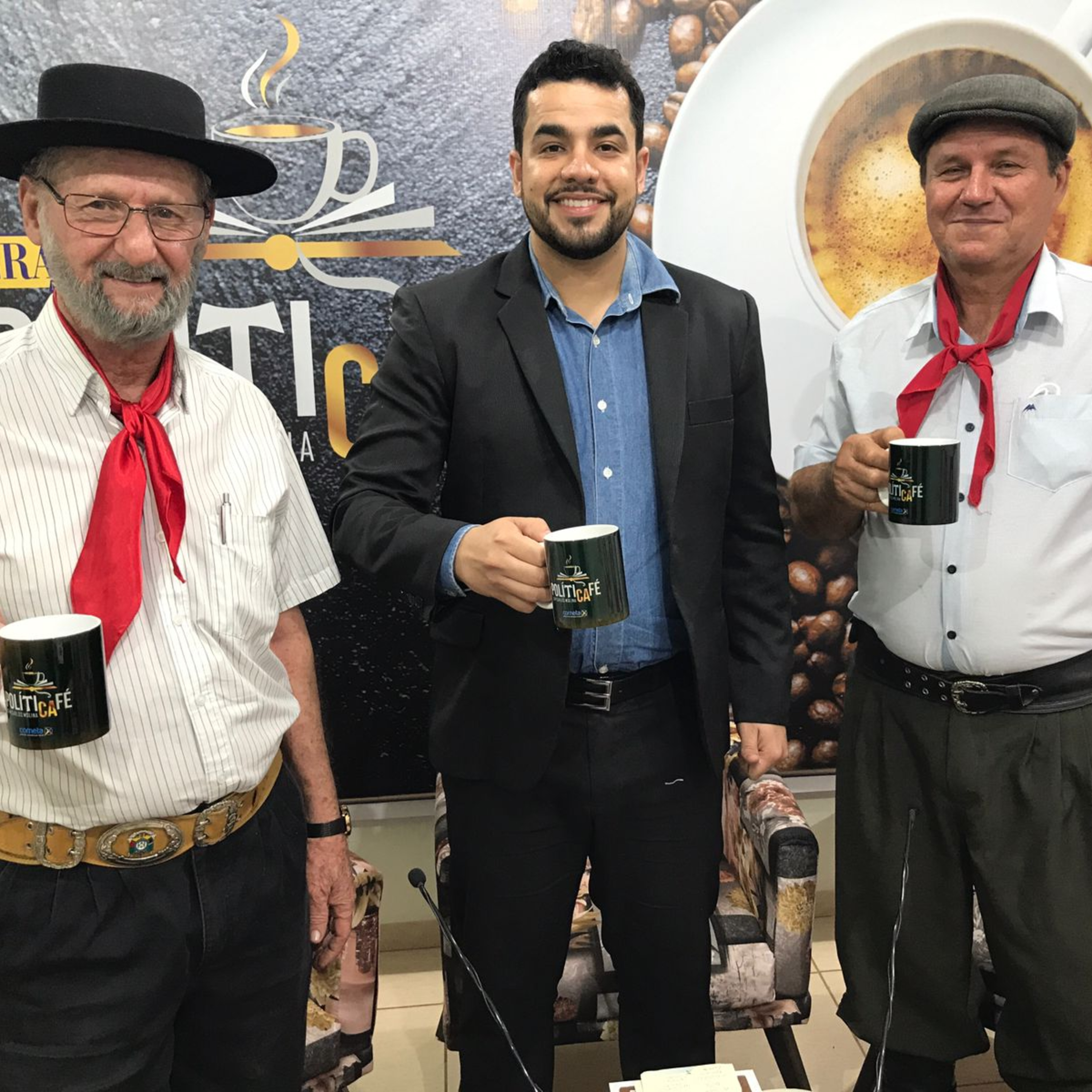 PolitiCafé com Carlos Molina