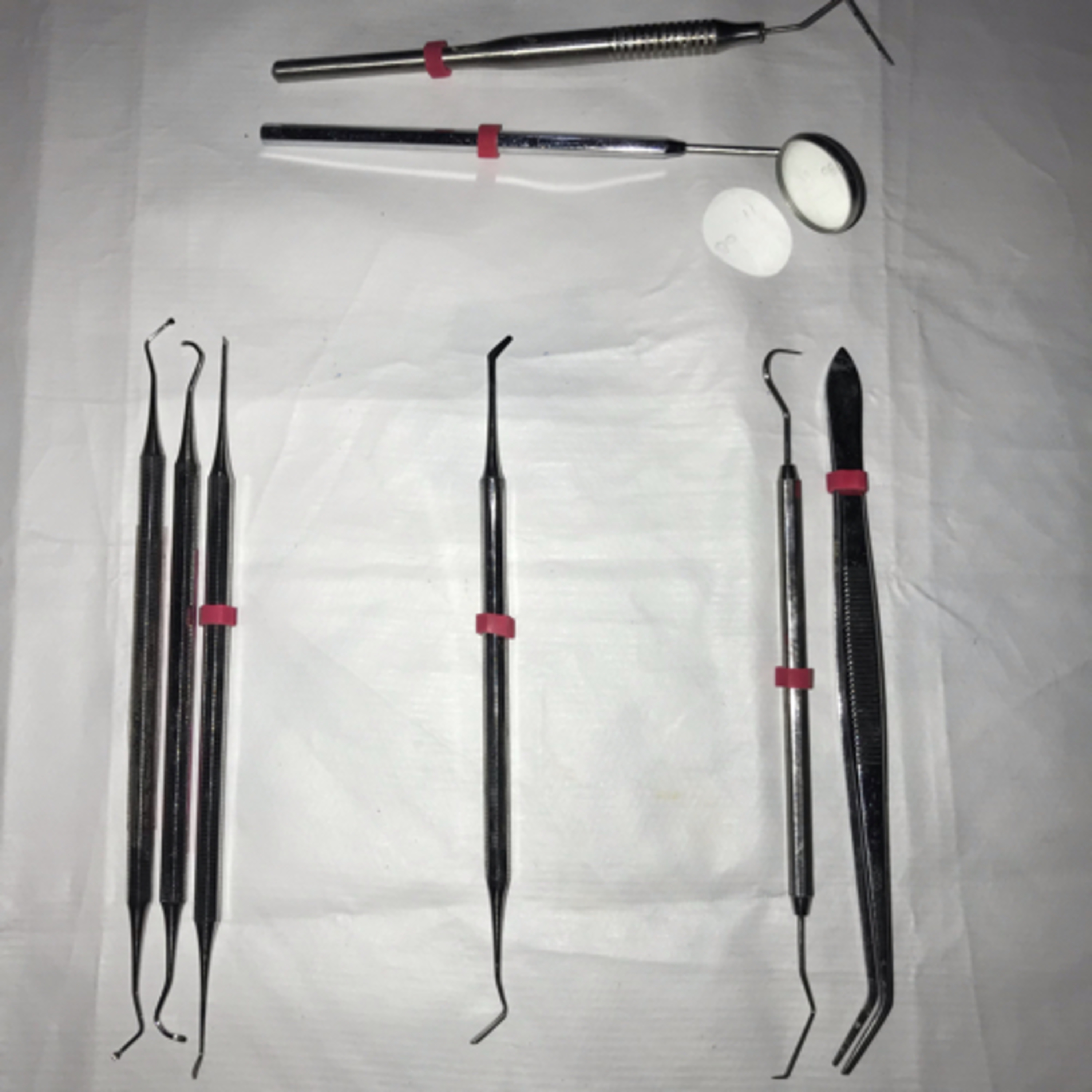 Instrumentos operatórios: montagem de bandejas em Dentistica.  episode artwork