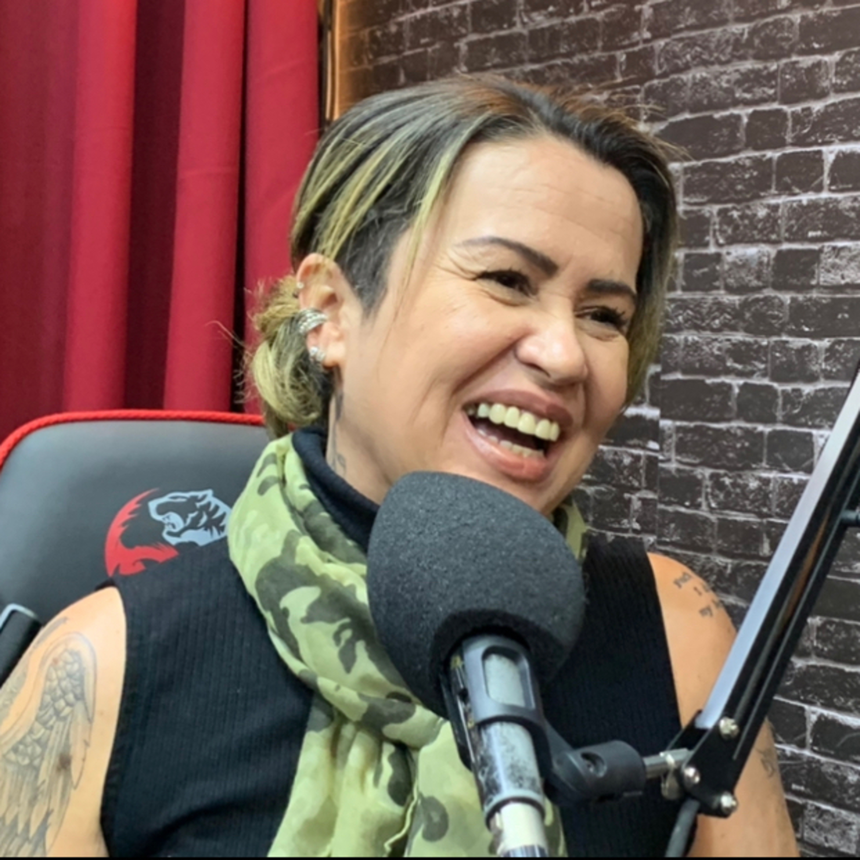 TELMA ROCHA - FOTÓGRAFA PERICIAL - Isto Não É #152 episode artwork
